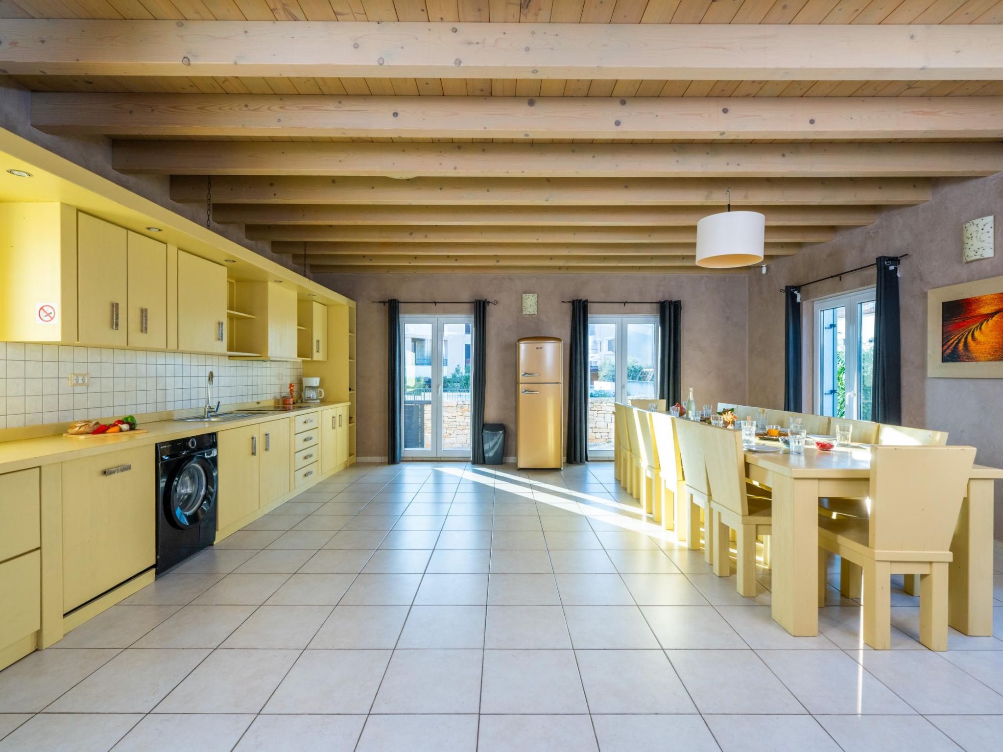 Villa Bellavista für 16 Gäste mit Hockeytisch-Binnen