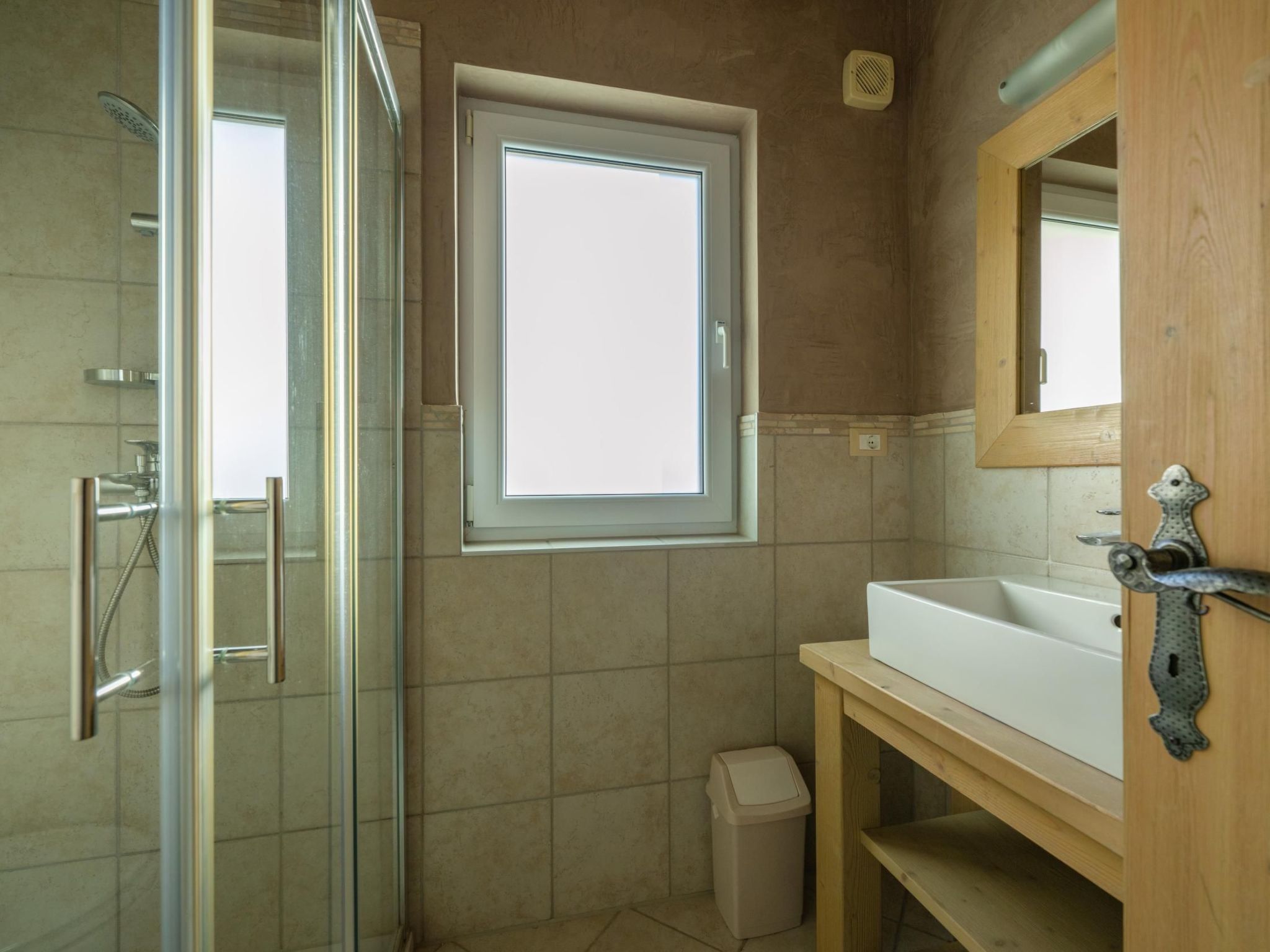 Villa Bellavista für 16 Gäste mit Hockeytisch-Binnen