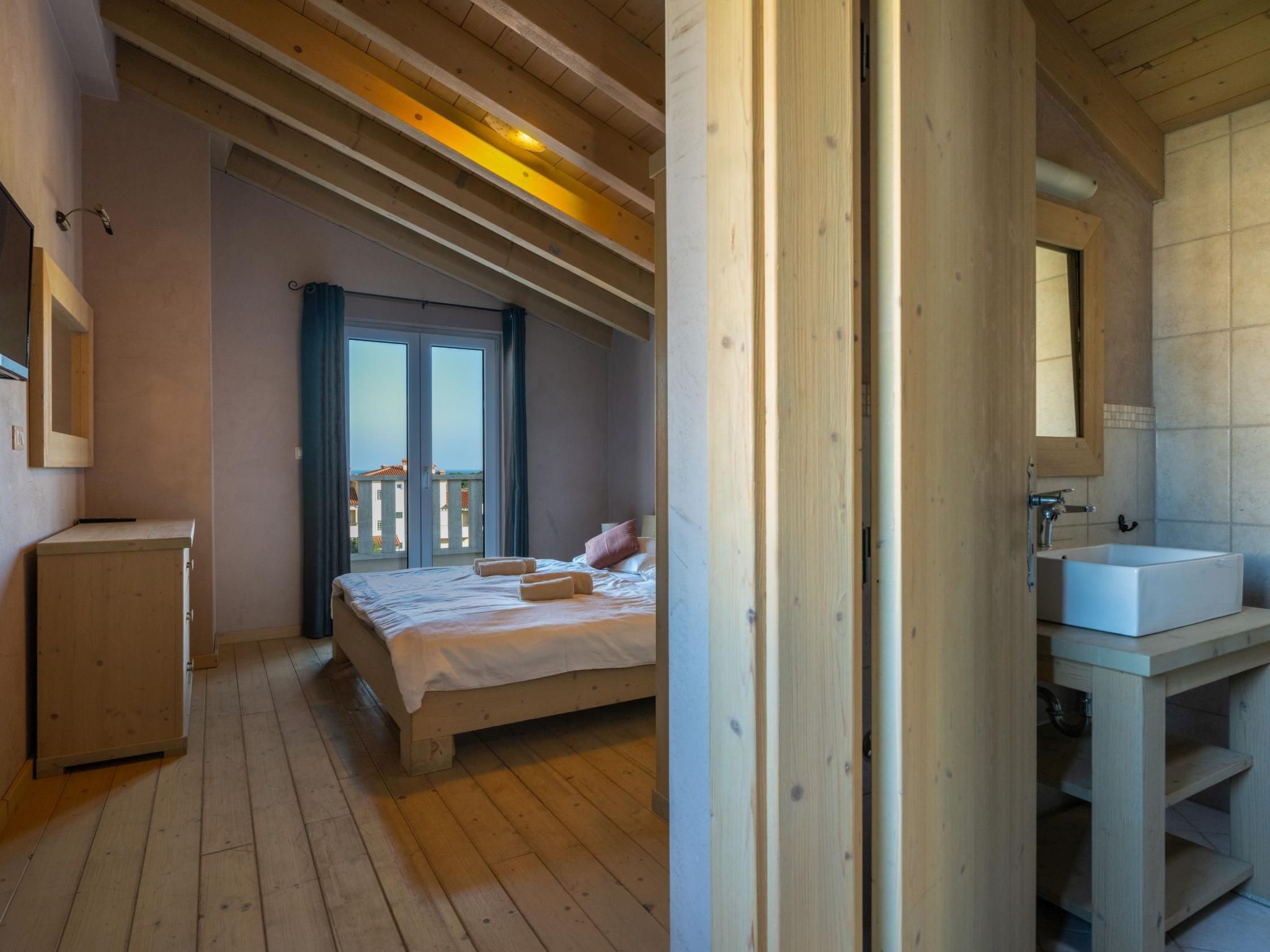 Villa Bellavista für 16 Gäste mit Hockeytisch-Binnen