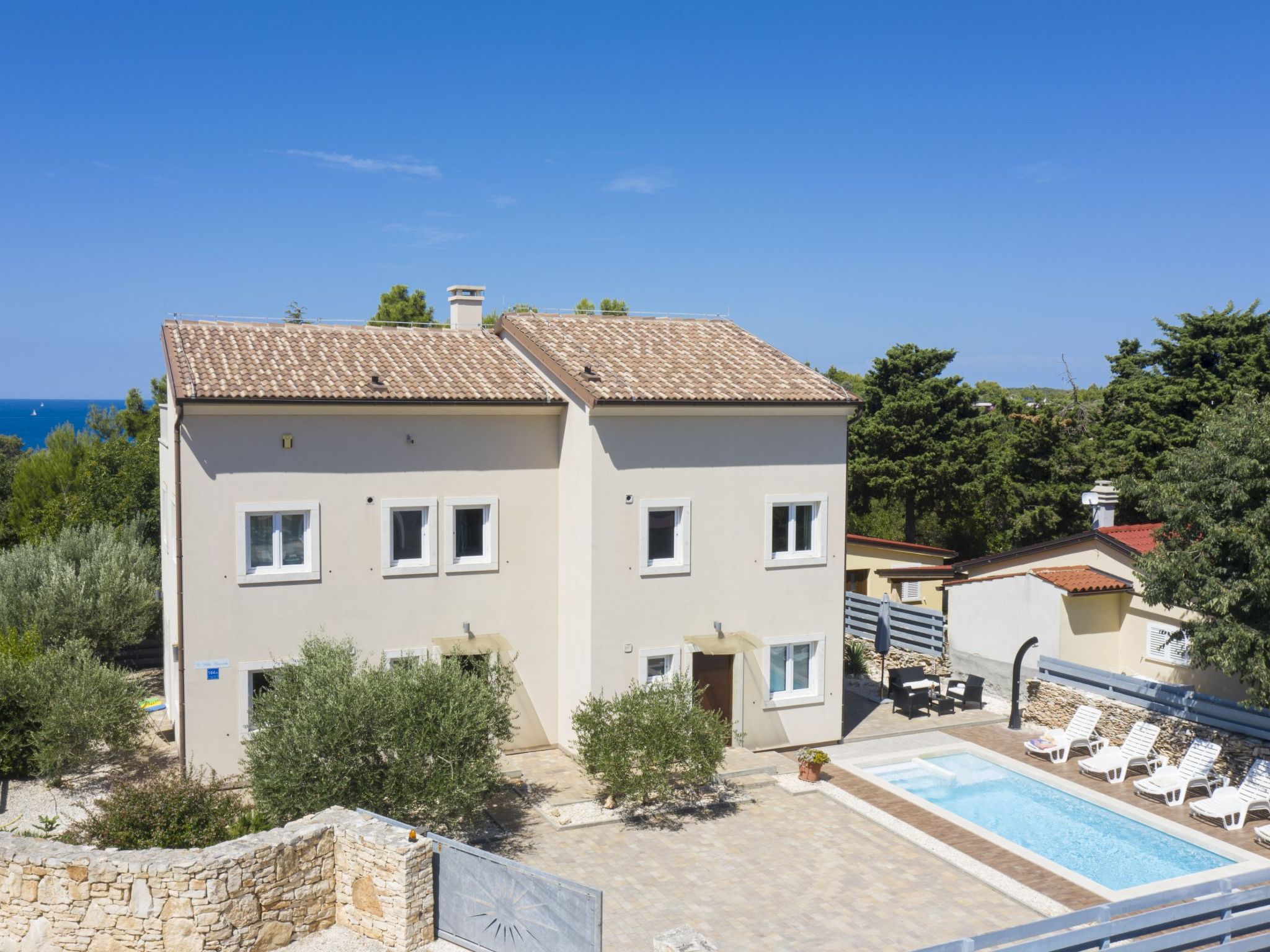 Villa Nocciola mit 6 Schlafzimmern in Meeresnähe-Dedans