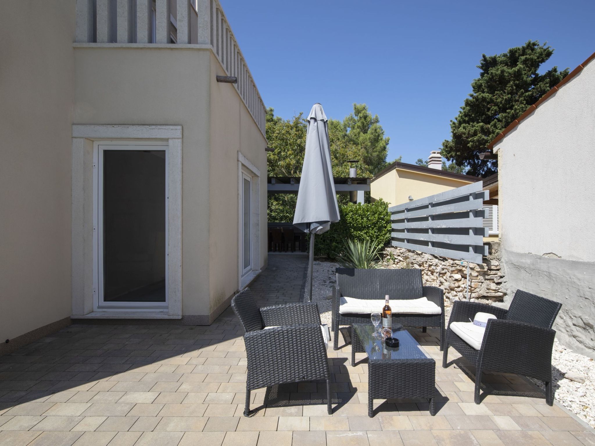 Villa Nocciola mit 6 Schlafzimmern in Meeresnähe-Dedans