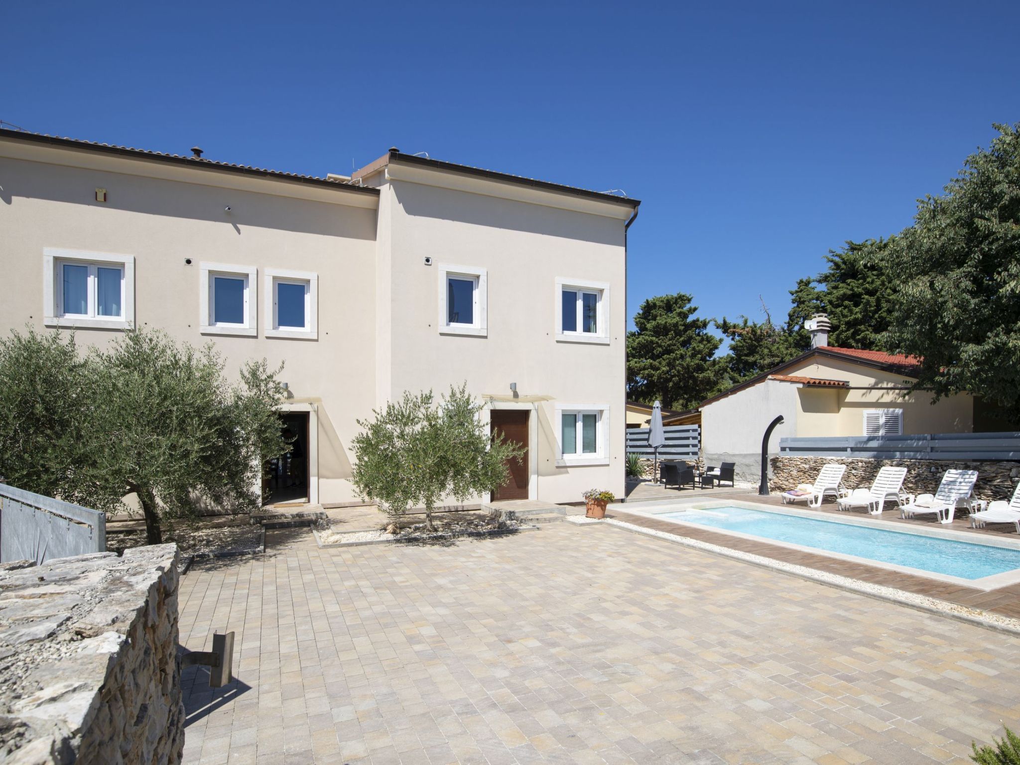 Villa Nocciola mit 6 Schlafzimmern in Meeresnähe-Dedans