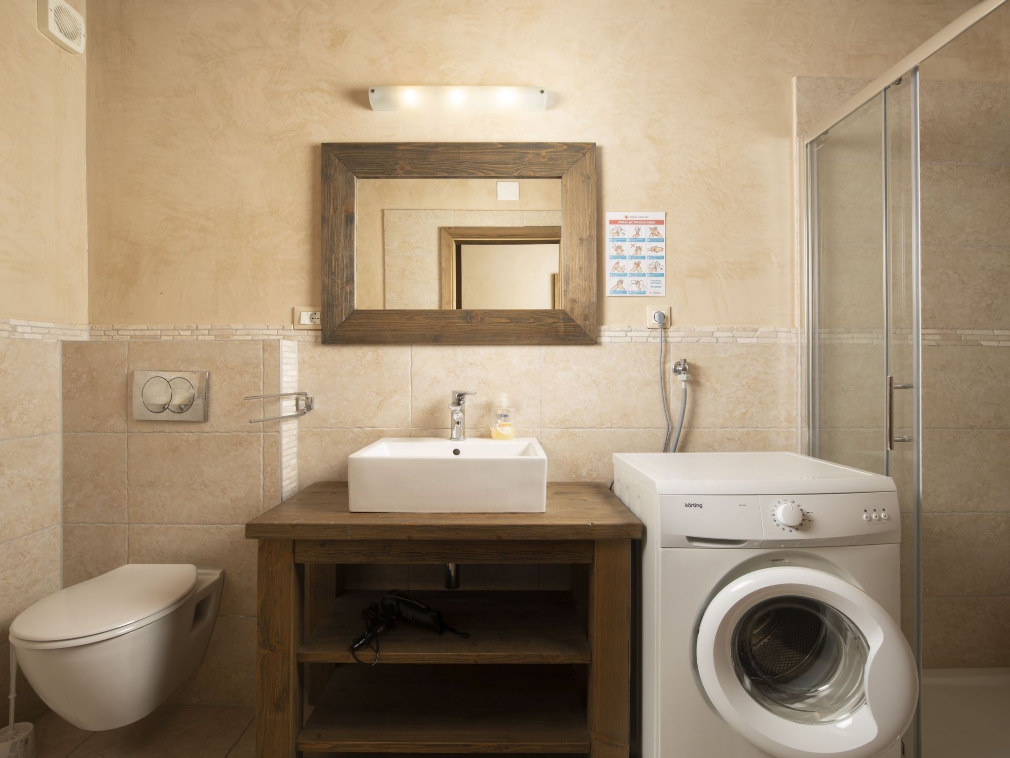 Villa Nocciola mit 6 Schlafzimmern in Meeresnähe-Dedans