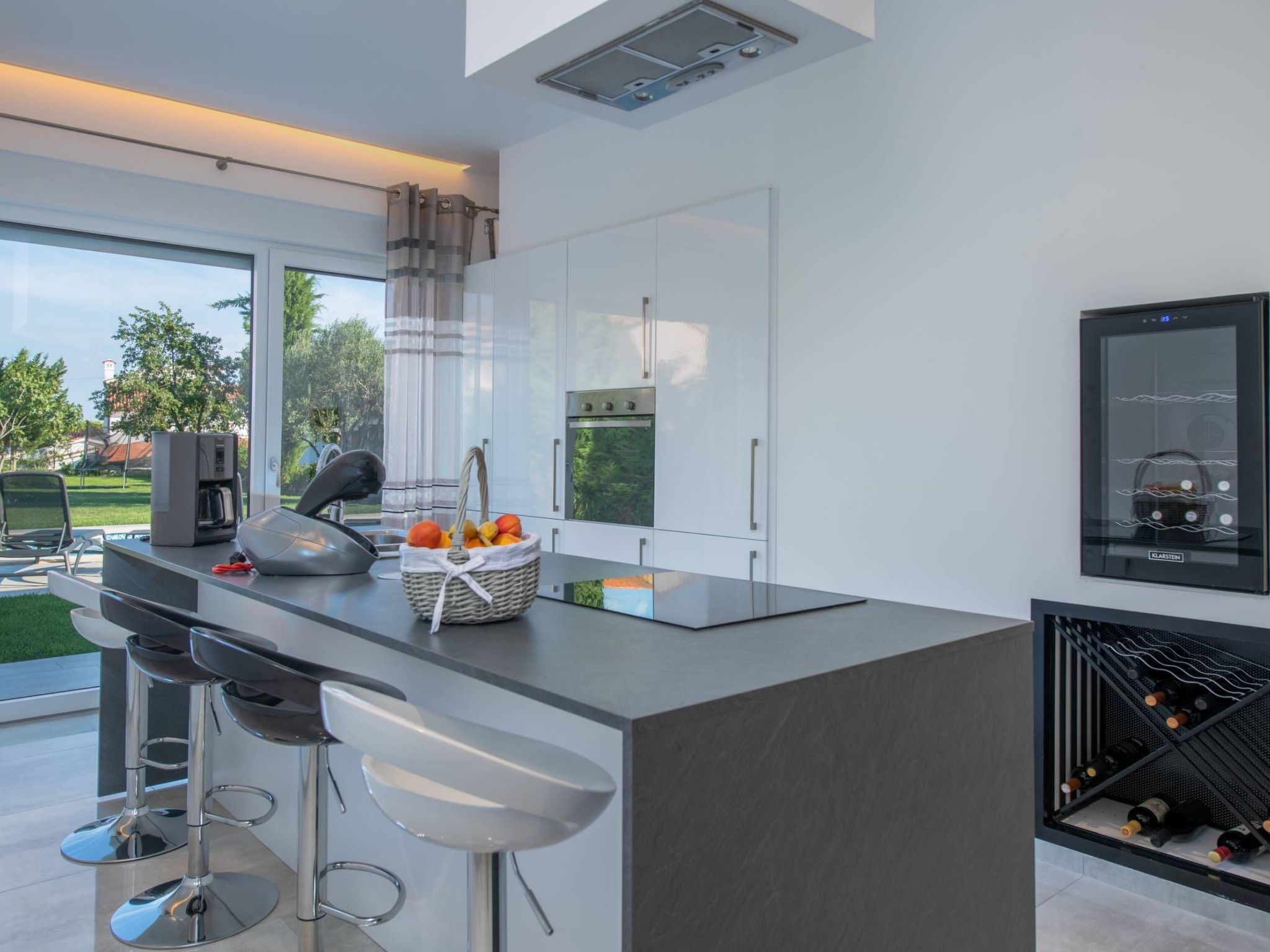 Villa K mit Jacuzzi auf dem Dach und Meerblick-Image-tags.info