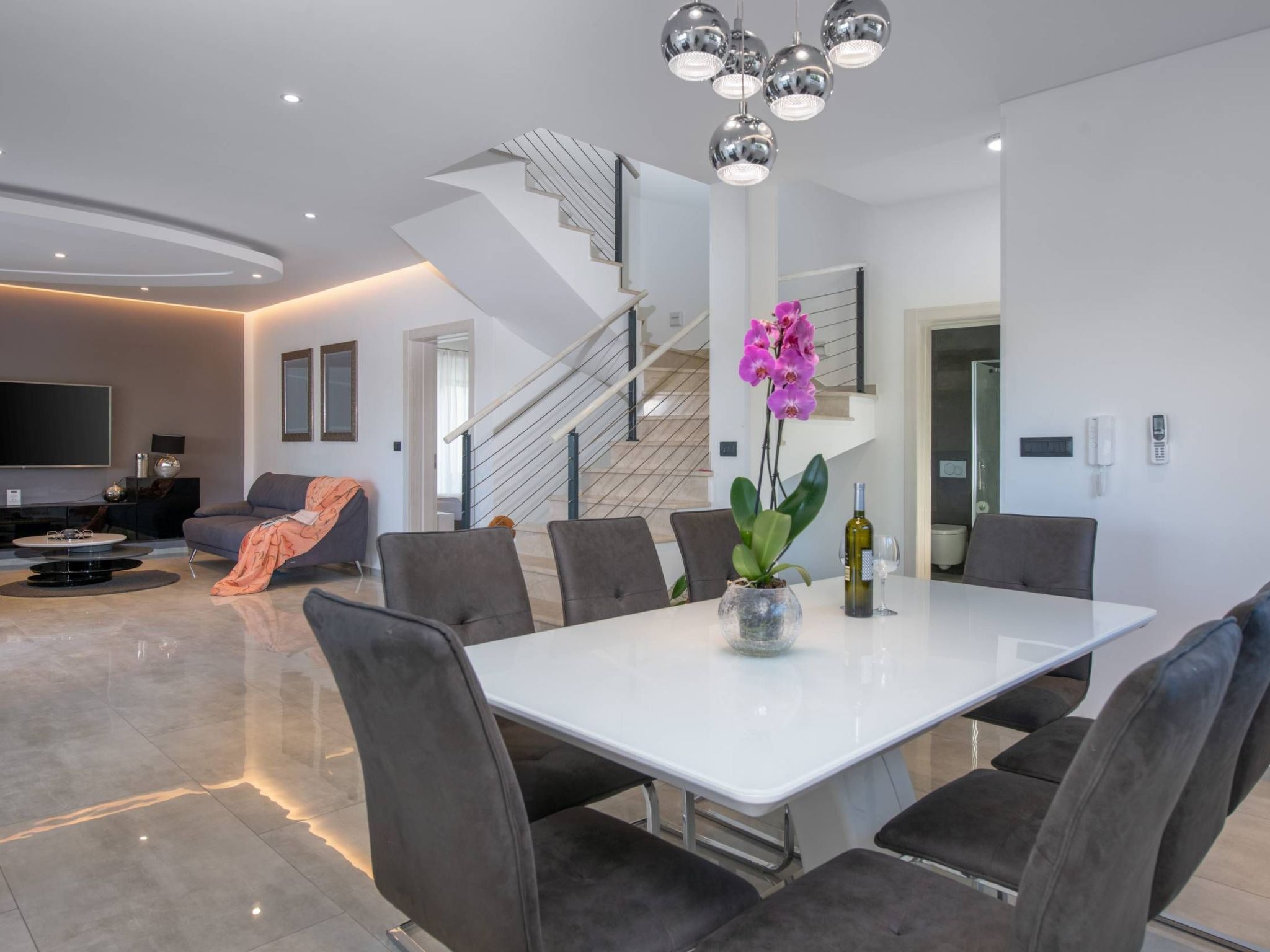 Villa K mit Jacuzzi auf dem Dach und Meerblick-Image-tags.info