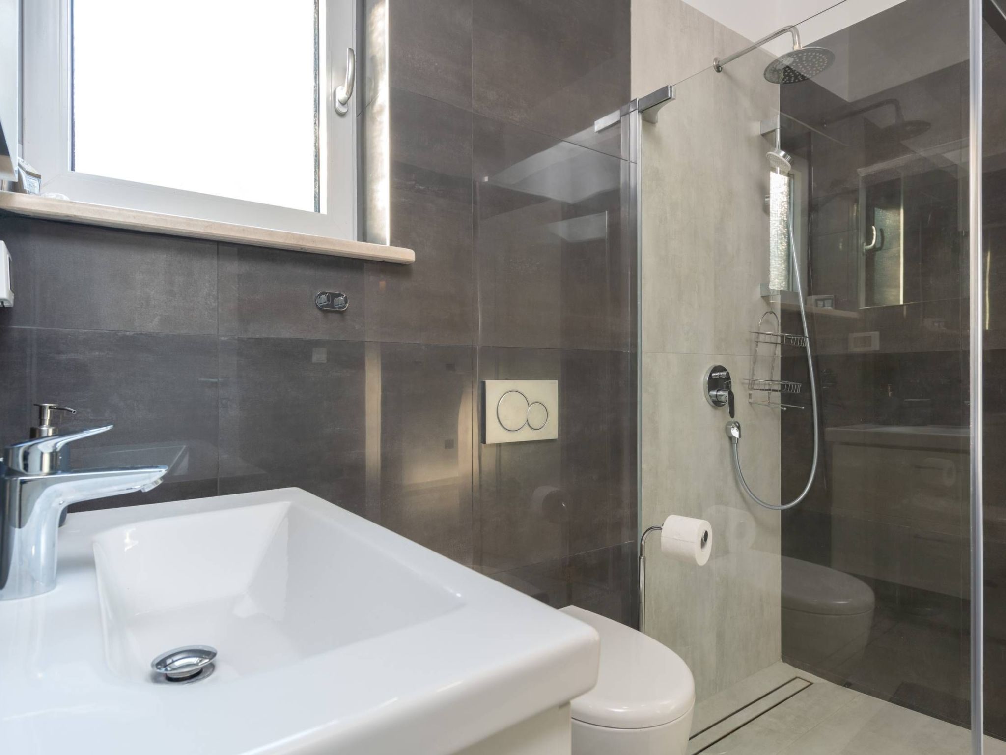 Villa K mit Jacuzzi auf dem Dach und Meerblick-Image-tags.info