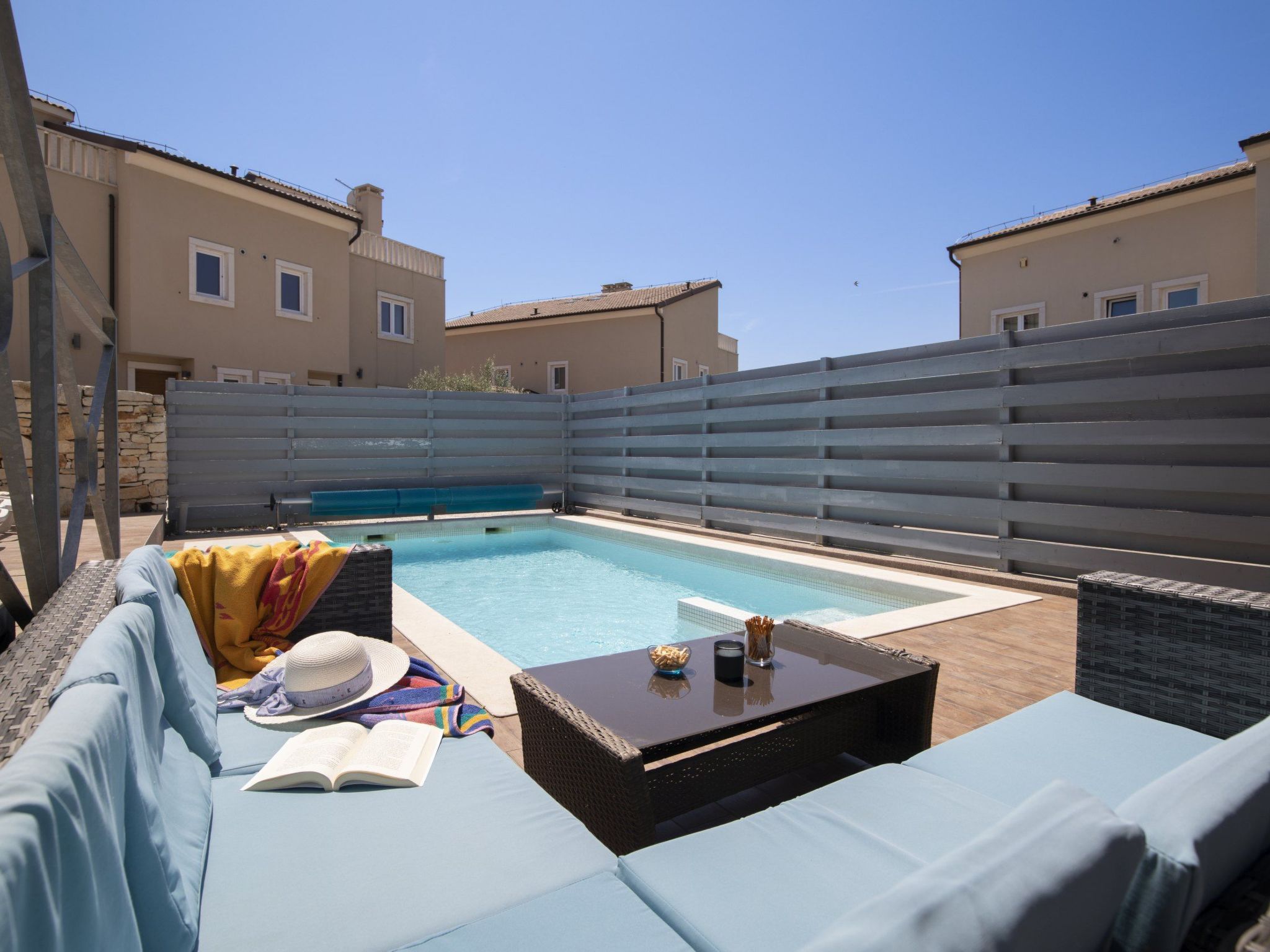 Villa Castagna in Premantura mit Pool und Sauna-Dedans