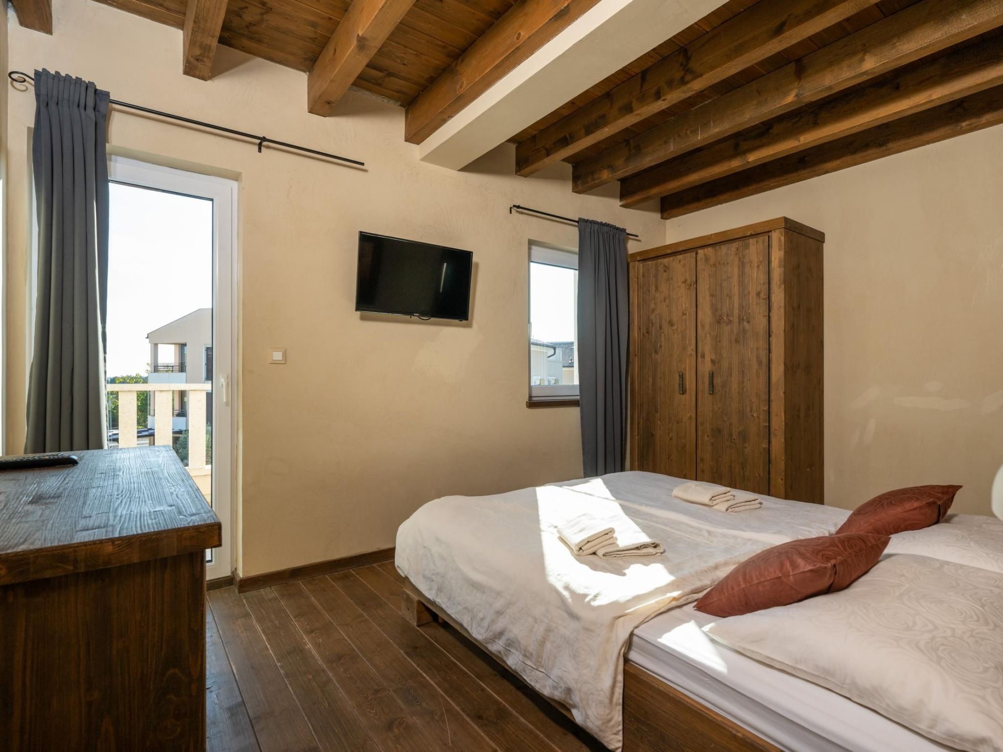 Villa Castagna in Premantura mit Pool und Sauna-Dedans