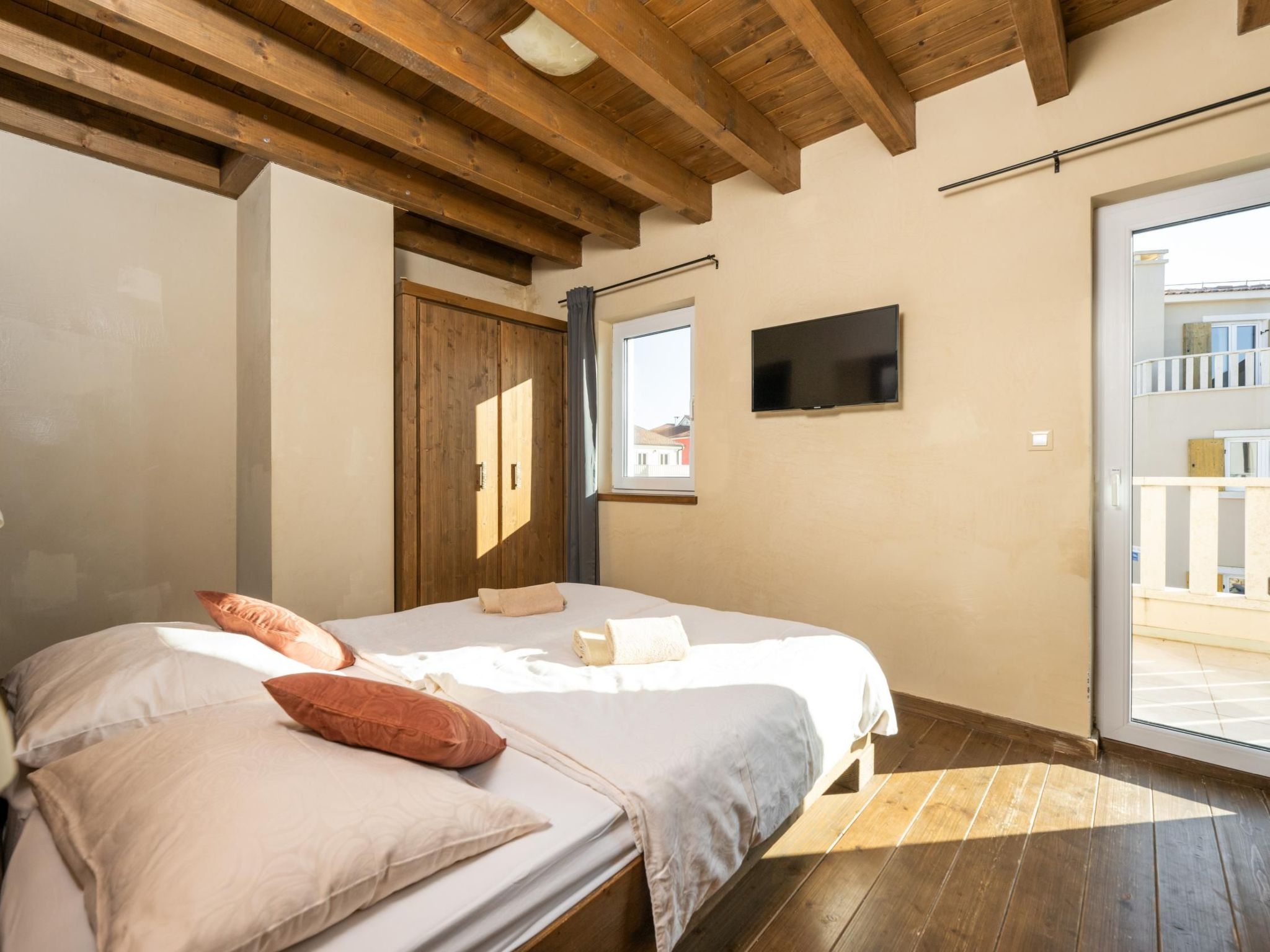 Villa Castagna in Premantura mit Pool und Sauna-Dedans