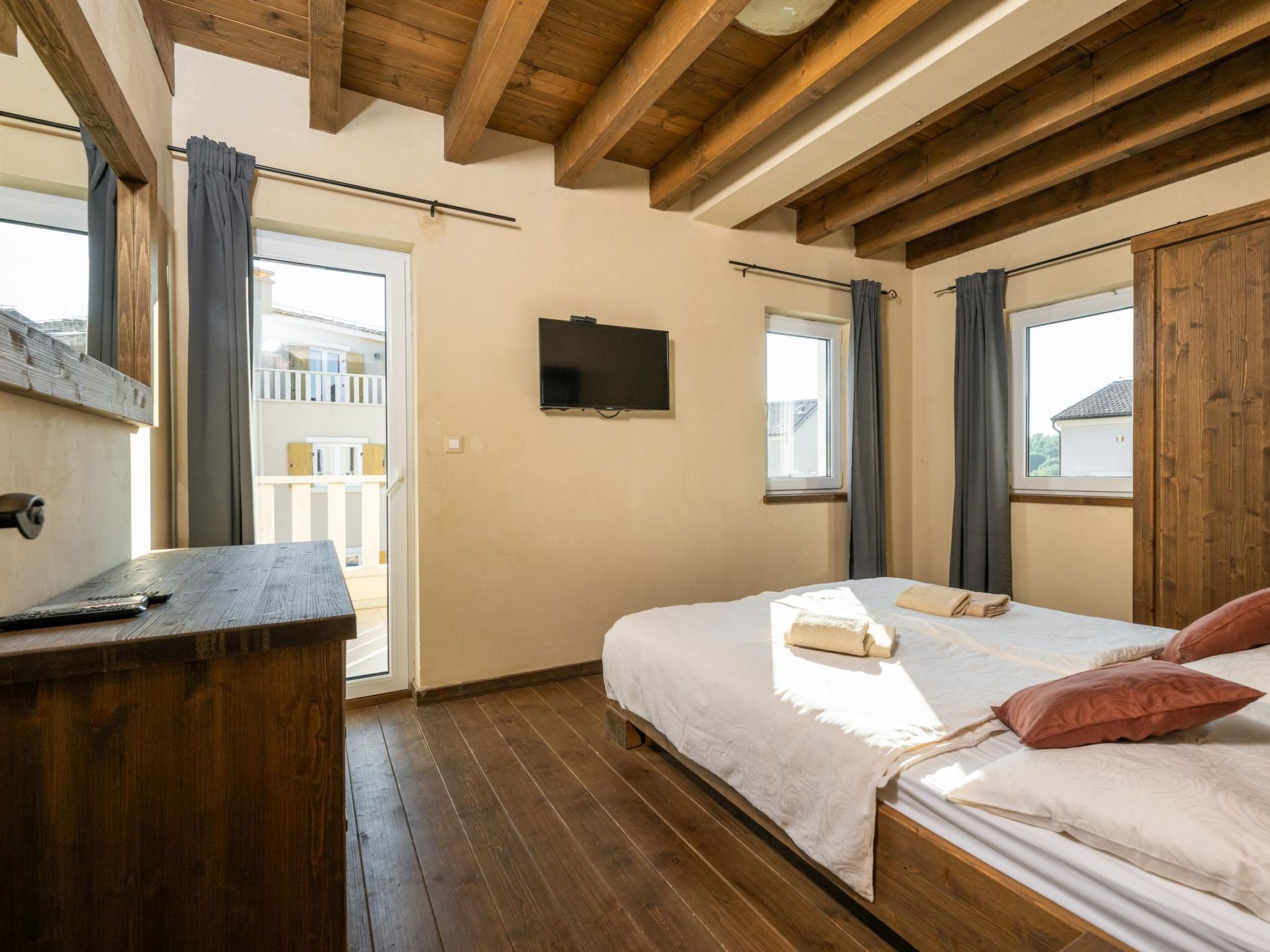 Villa Castagna in Premantura mit Pool und Sauna-Dedans