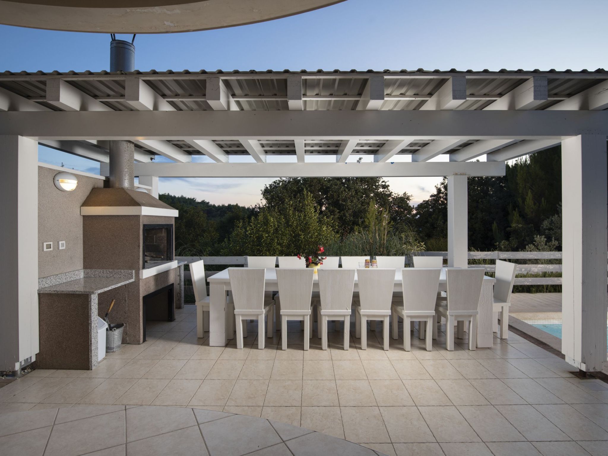 8-Schlafzimmer-Villa Bianca mit Pool, Sauna, Billard-Dedans