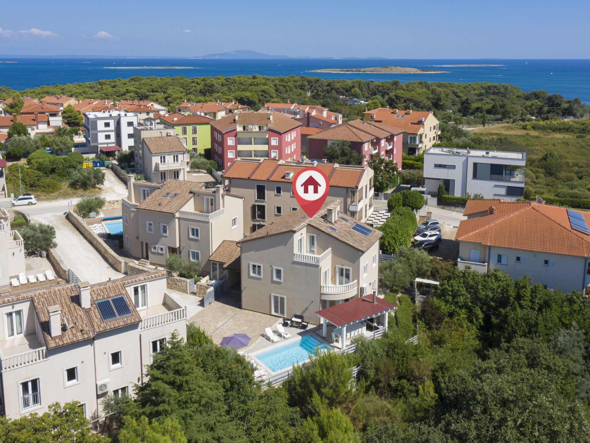 8-Schlafzimmer-Villa Bianca mit Pool, Sauna, Billard-Dedans