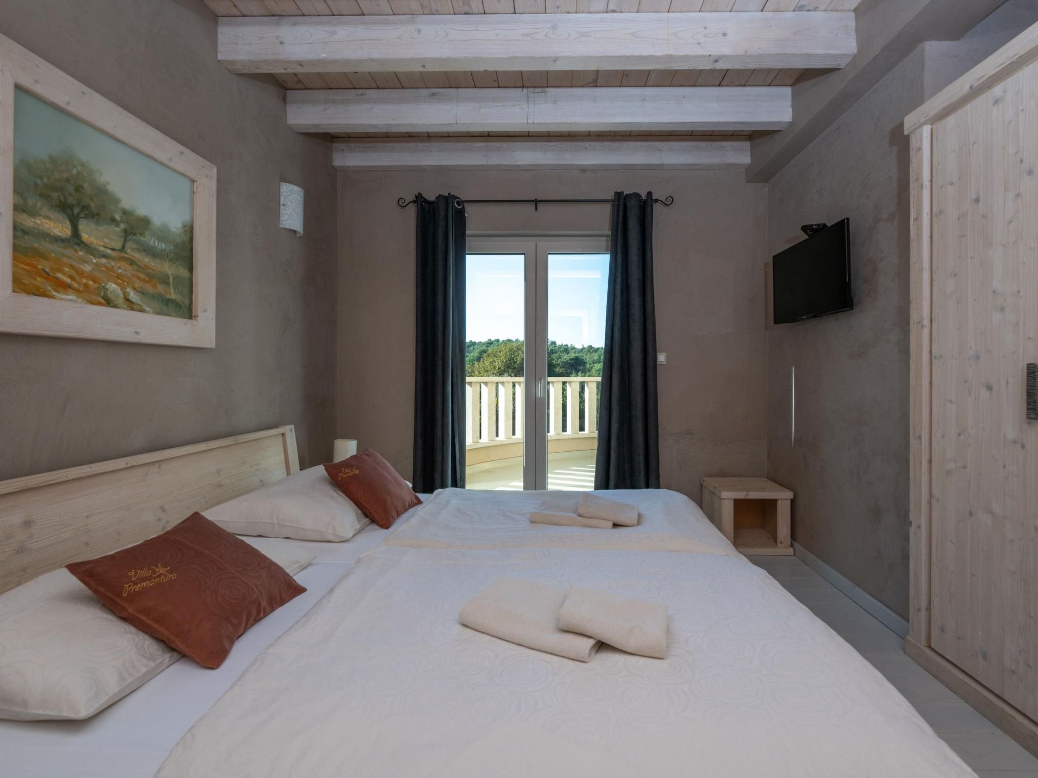 8-Schlafzimmer-Villa Bianca mit Pool, Sauna, Billard-Dedans