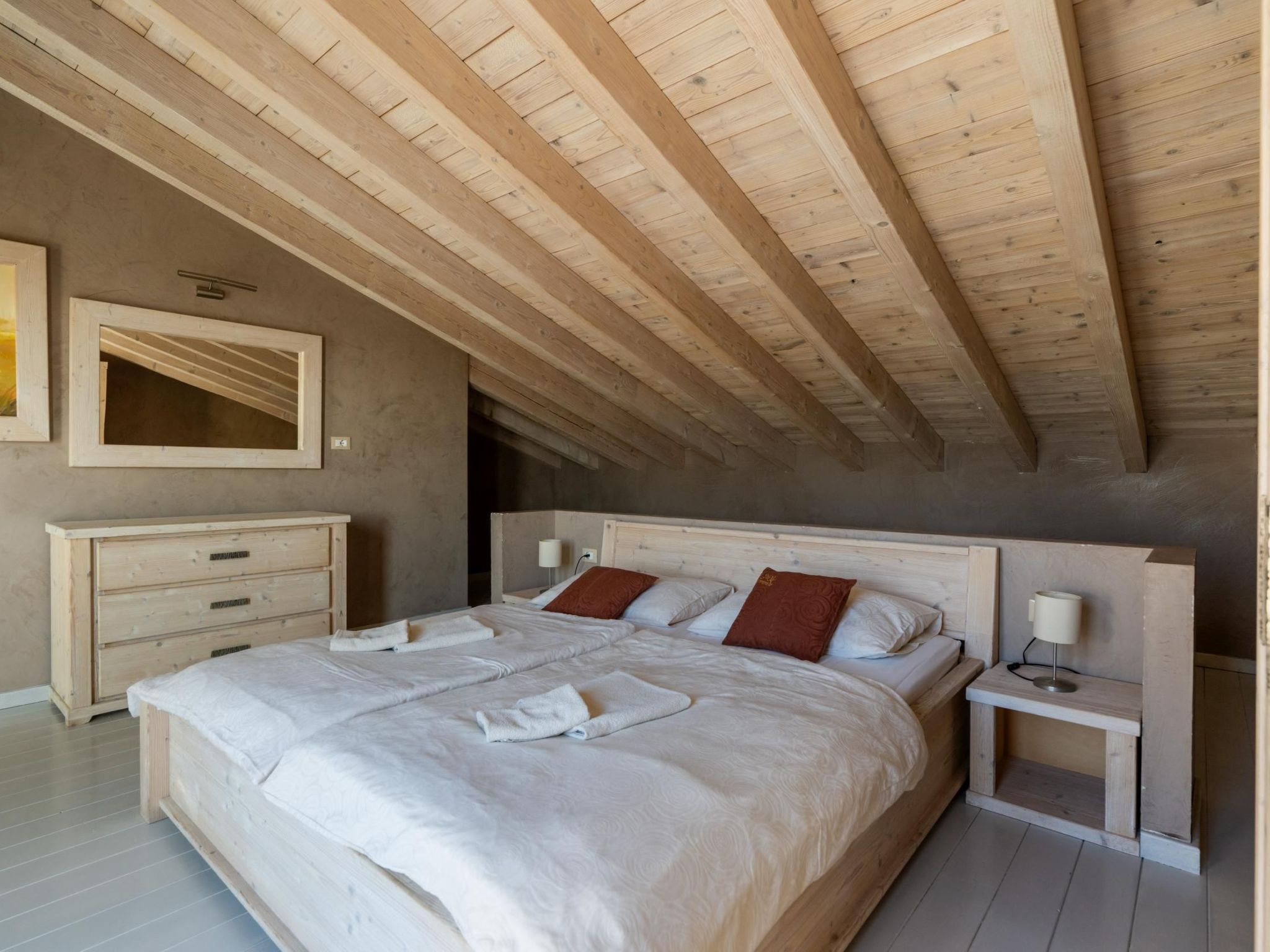 8-Schlafzimmer-Villa Bianca mit Pool, Sauna, Billard-Dedans