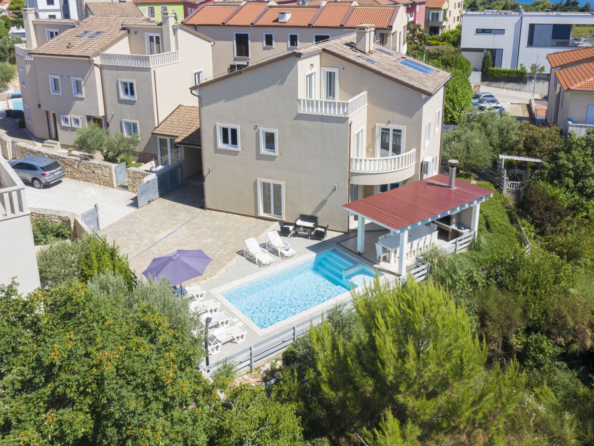 8-Schlafzimmer-Villa Bianca mit Pool, Sauna, Billard-Dedans