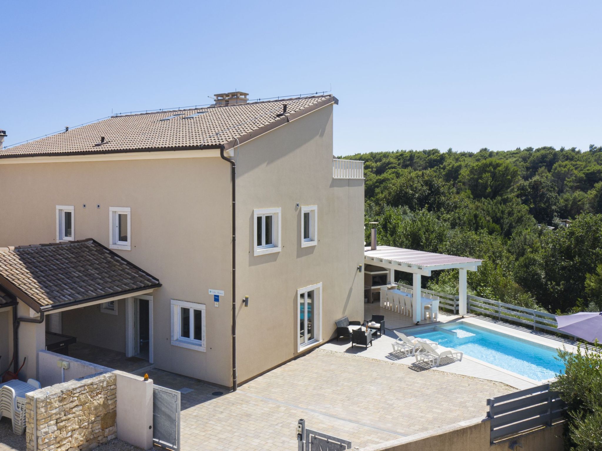 8-Schlafzimmer-Villa Bianca mit Pool, Sauna, Billard-Dedans