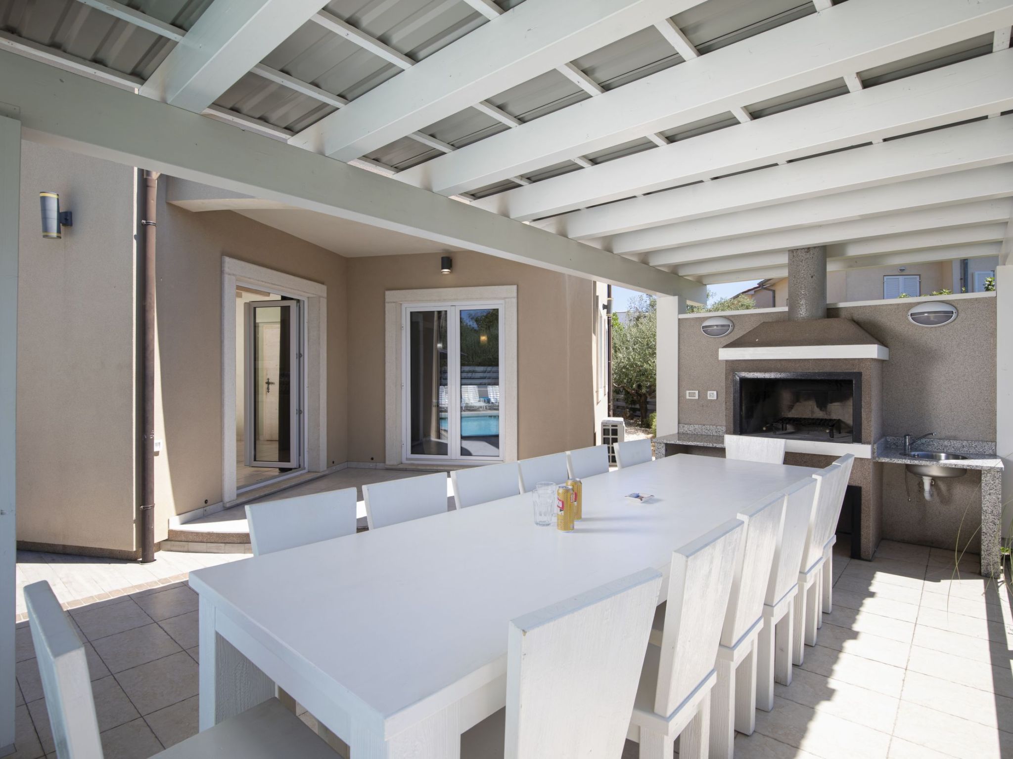 8-Schlafzimmer-Villa Bianca mit Pool, Sauna, Billard-Dedans