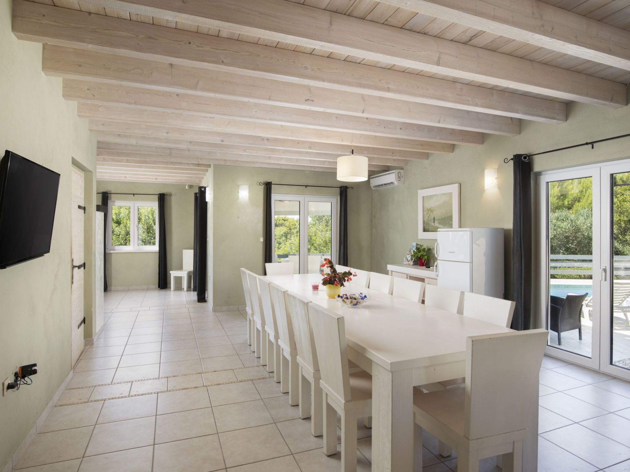 8-Schlafzimmer-Villa Bianca mit Pool, Sauna, Billard-Dedans