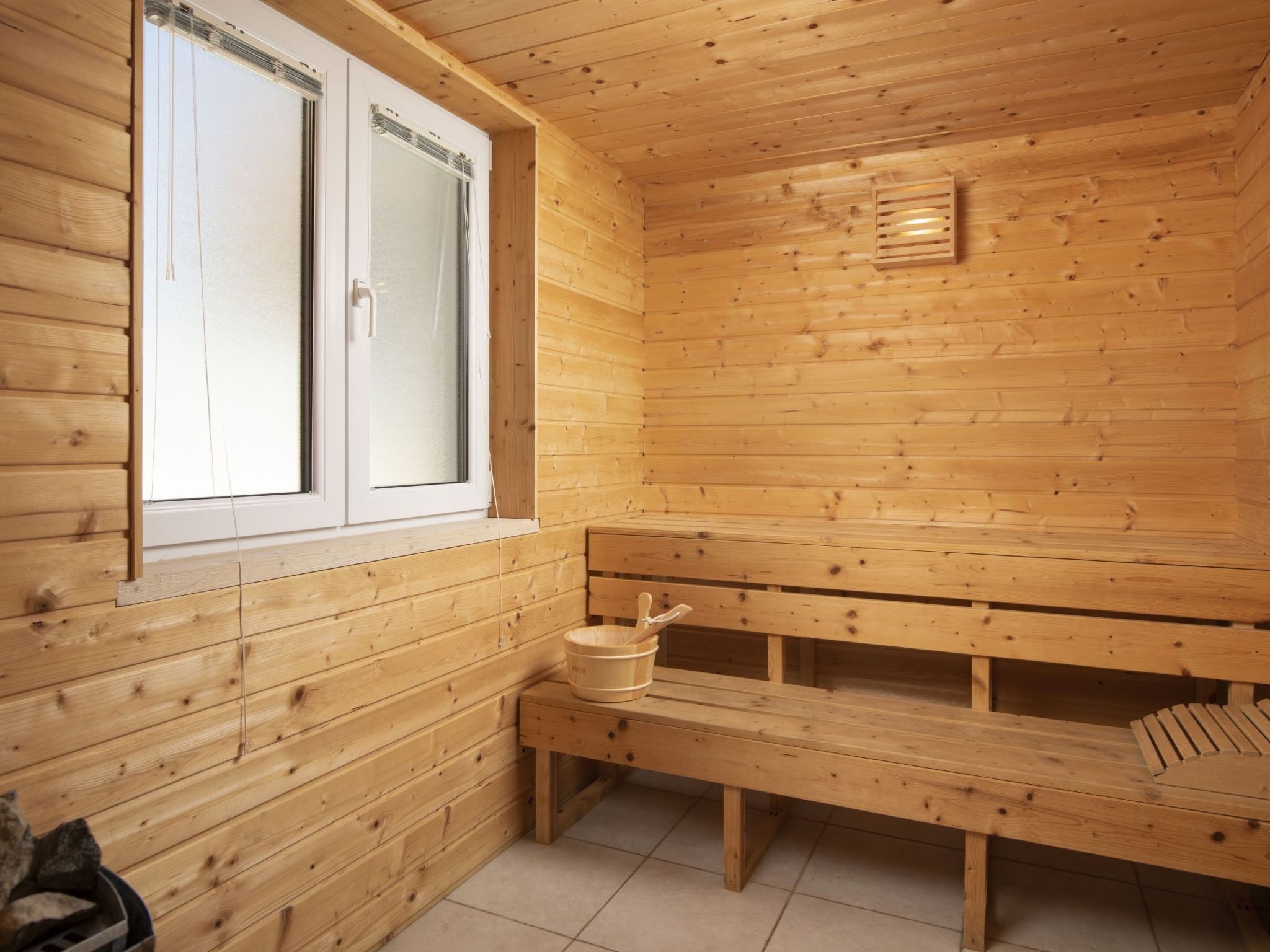 8-Schlafzimmer-Villa Bianca mit Pool, Sauna, Billard-Dedans