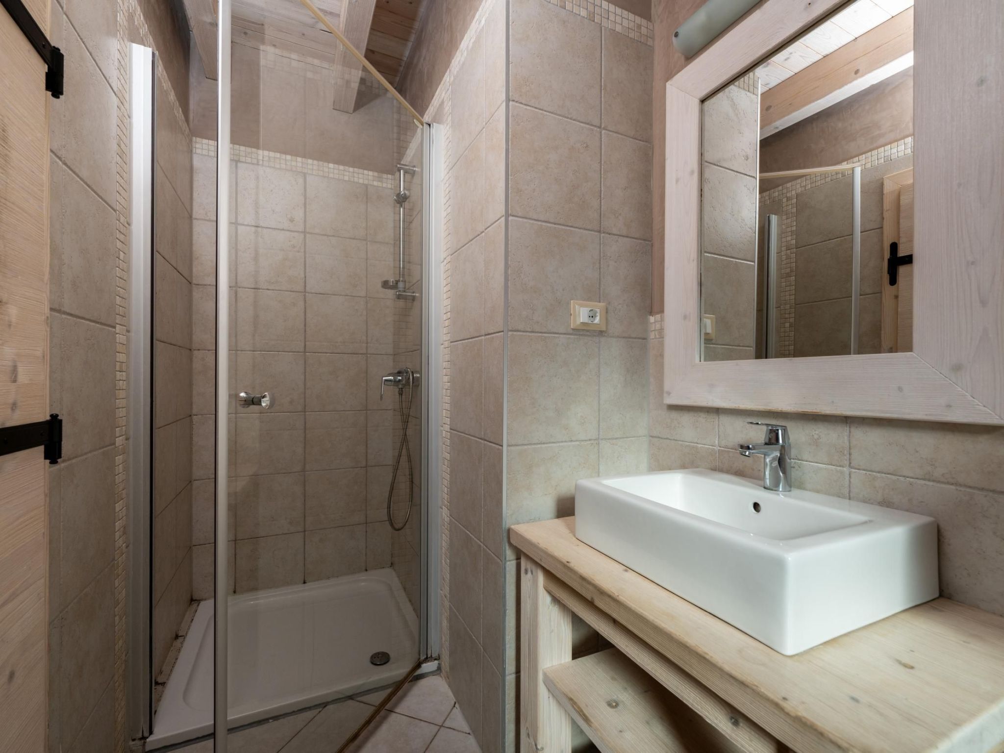 8-Schlafzimmer-Villa Bianca mit Pool, Sauna, Billard-Dedans