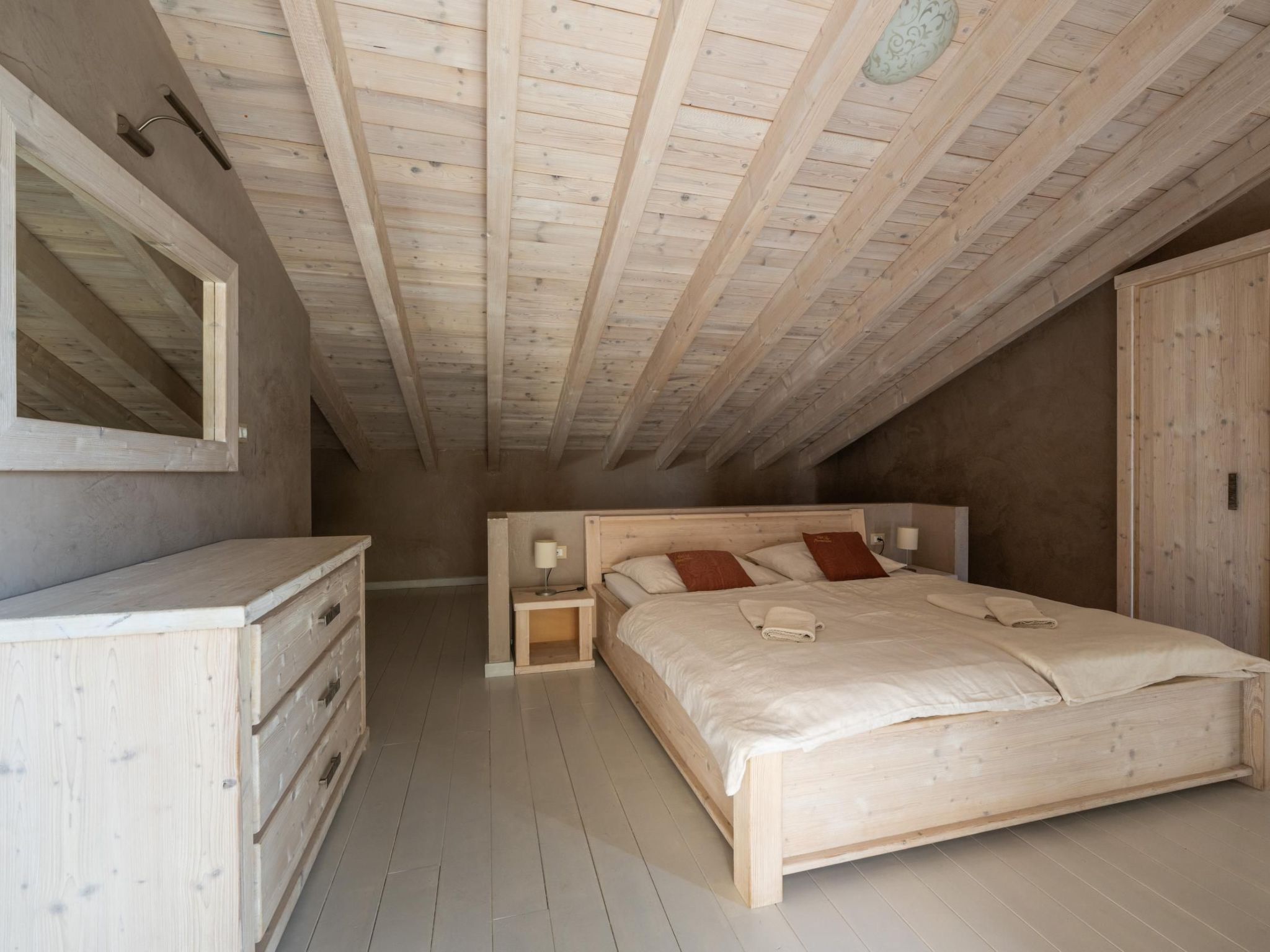 8-Schlafzimmer-Villa Bianca mit Pool, Sauna, Billard-Dedans