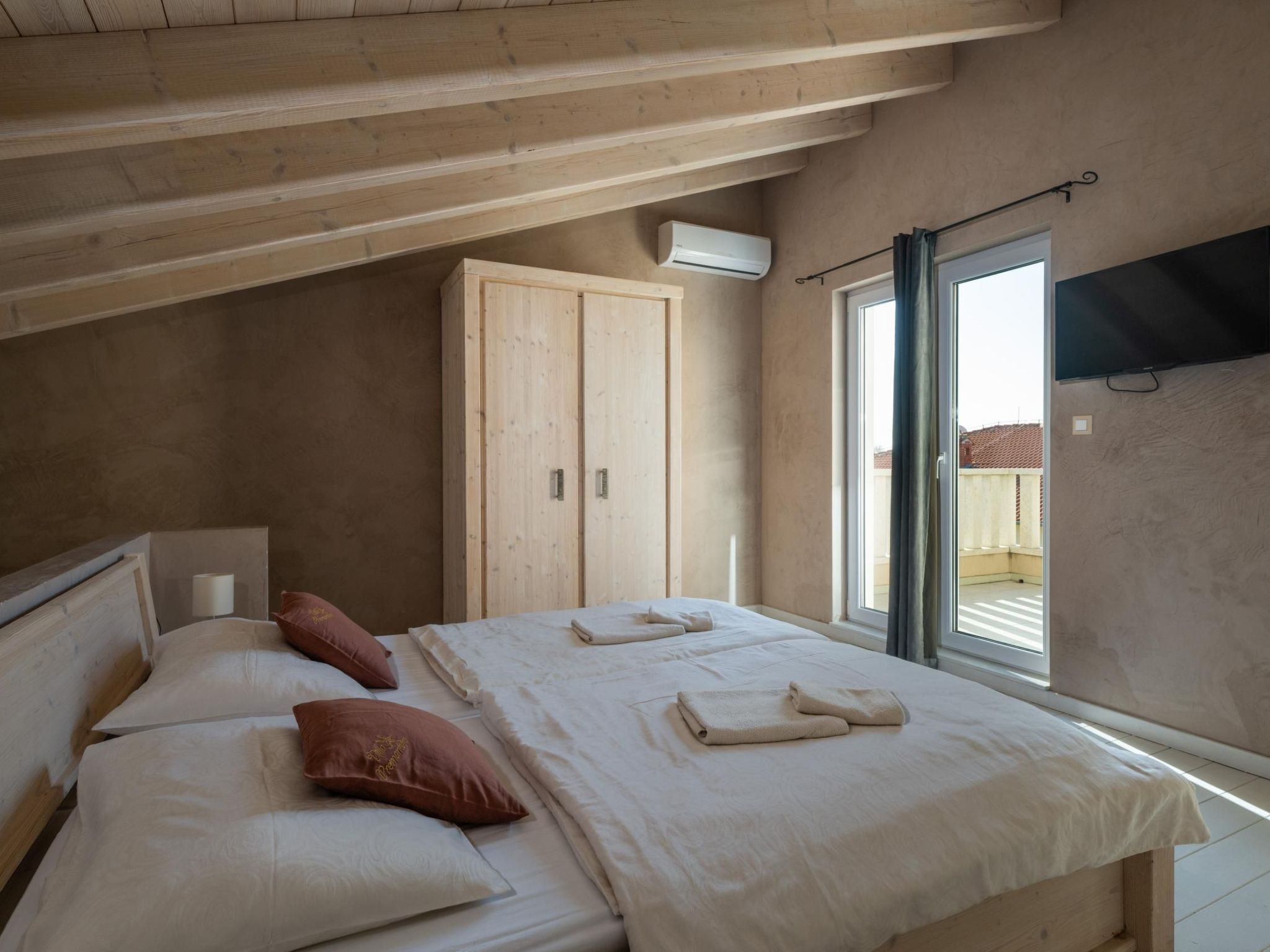 8-Schlafzimmer-Villa Bianca mit Pool, Sauna, Billard-Dedans