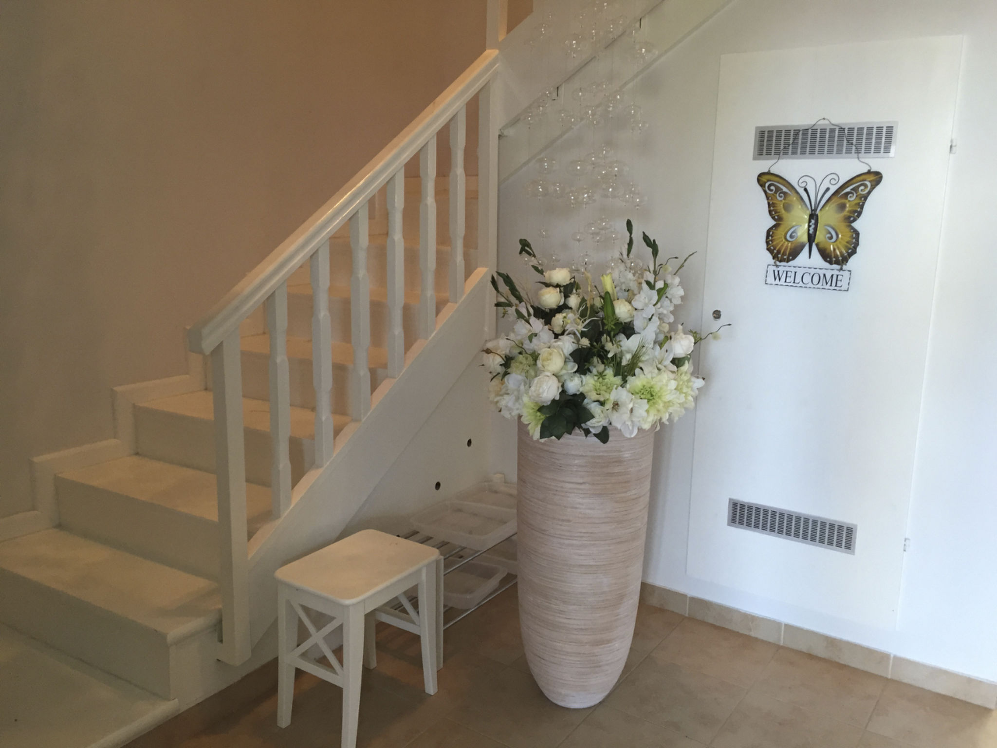 Stylisches Haus mit Dachterrasse, Bar und Hot Tub