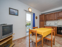 Appartement Hilde Blue in Medulin, vlakbij strand en centrum - thumbnail 3