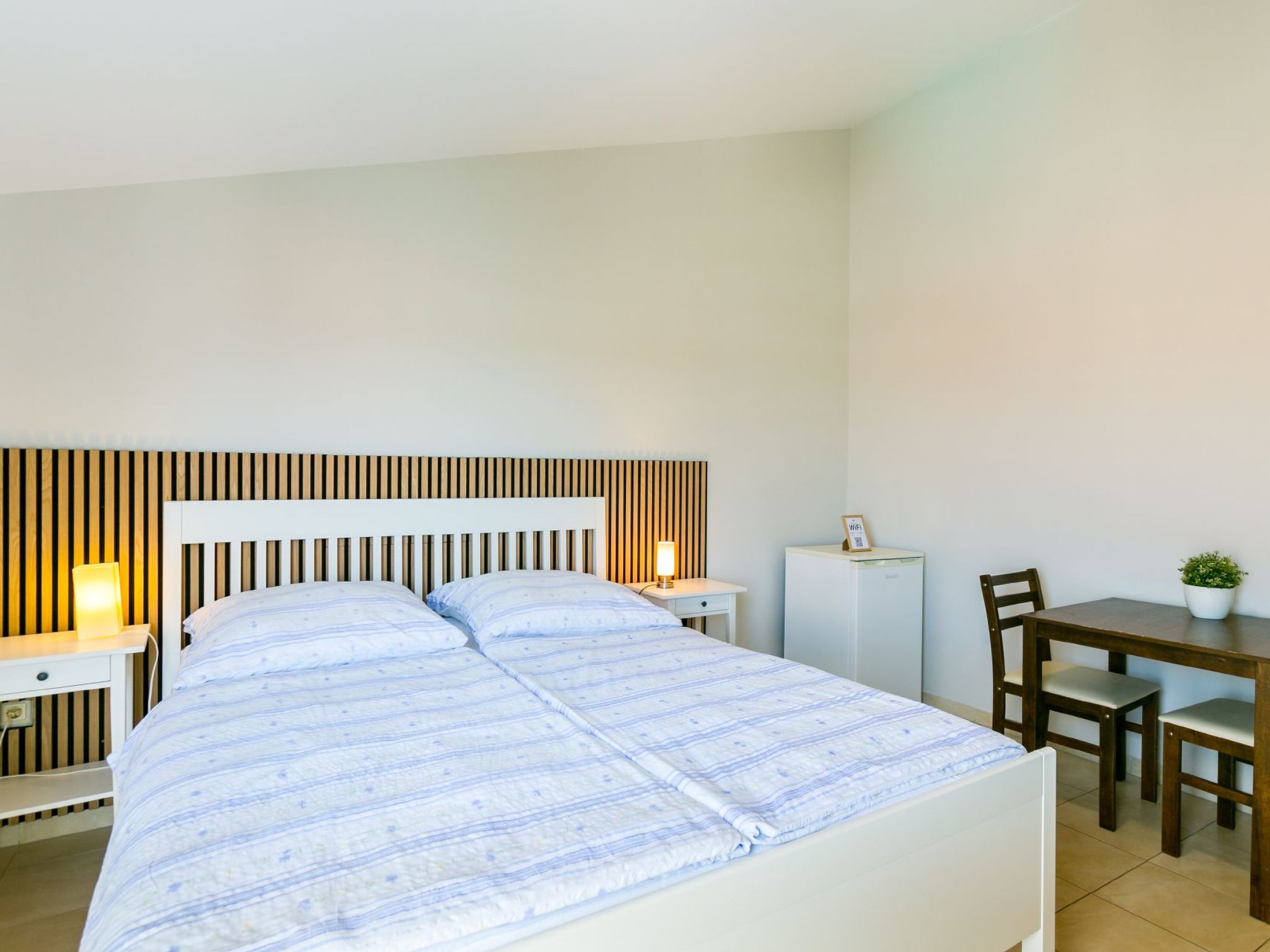 Photo of HR2700.1001.1