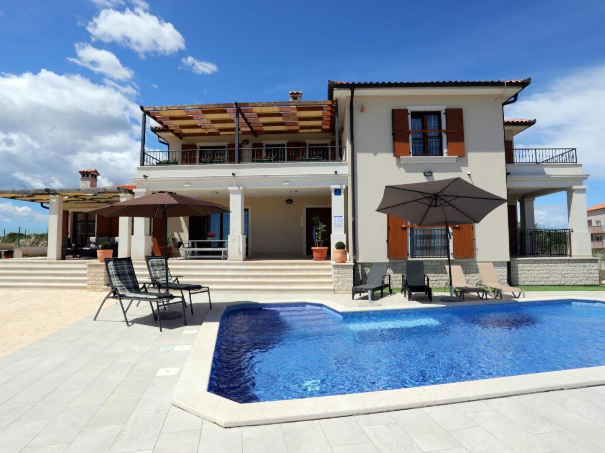 Photo of Wunderschön dekorierte Villa Evelyn