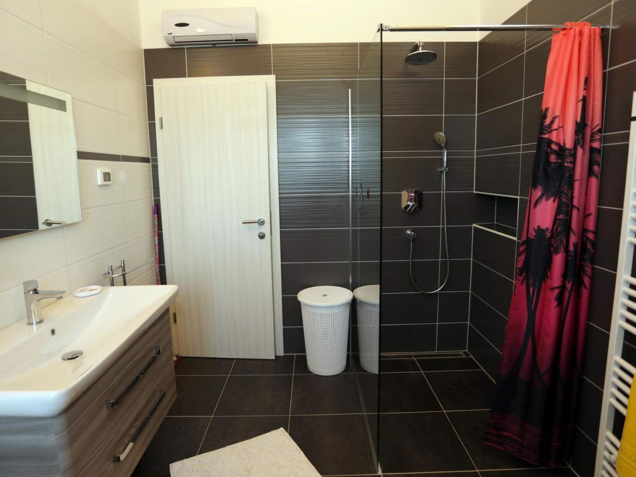 Photo of Wunderschön dekorierte Villa Evelyn