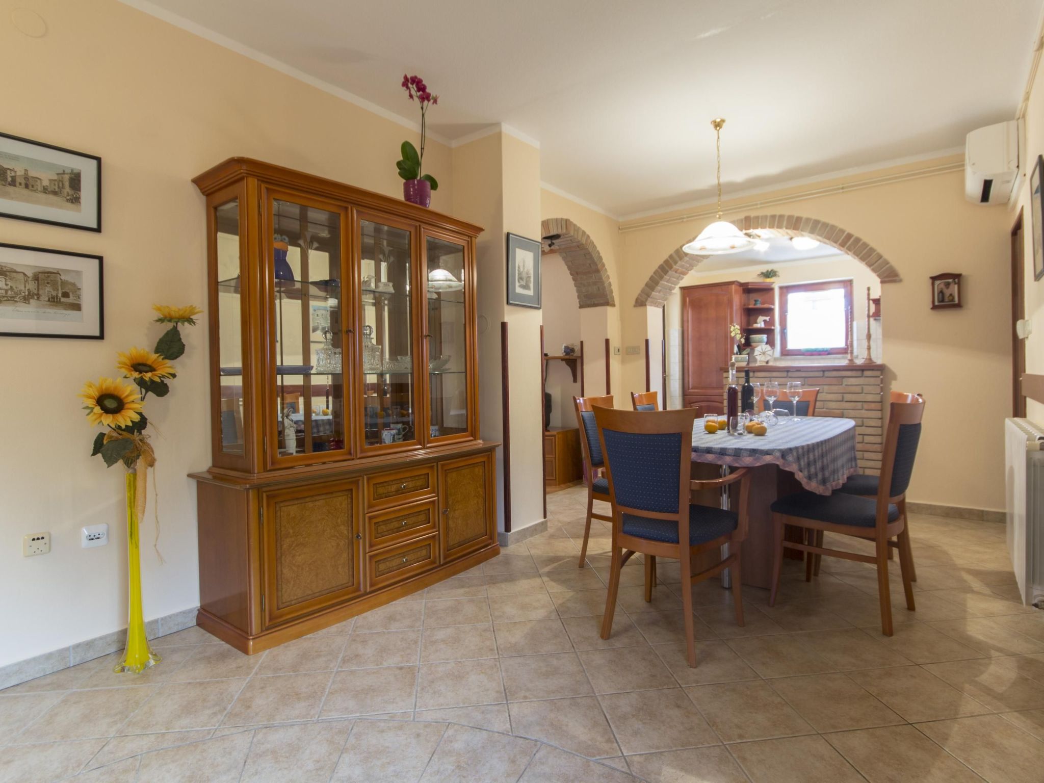 Geräumige Wohnung in Medulin mit Großer Terrasse-Binnen