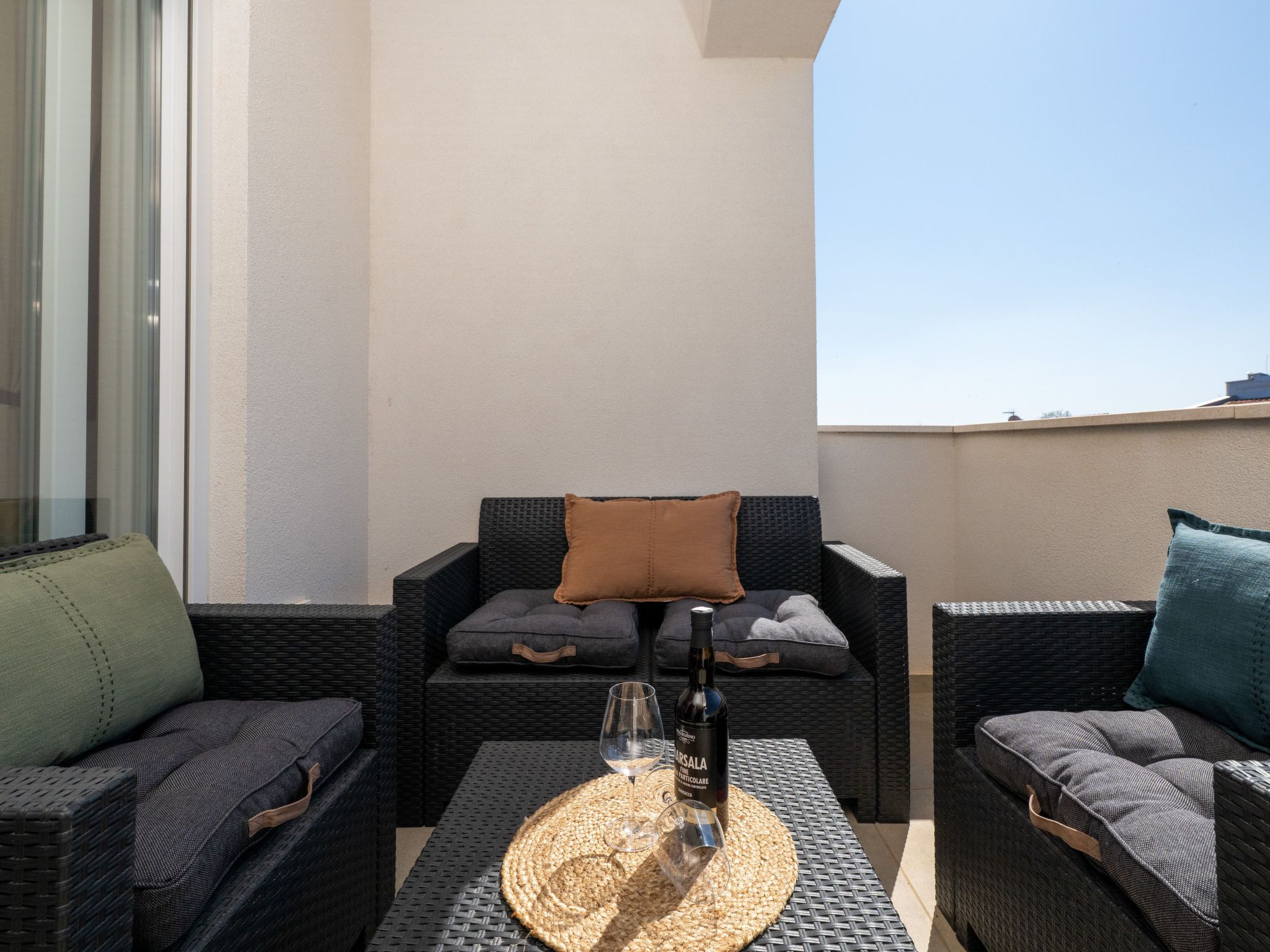 Photo of "Grau" mit Terrasse