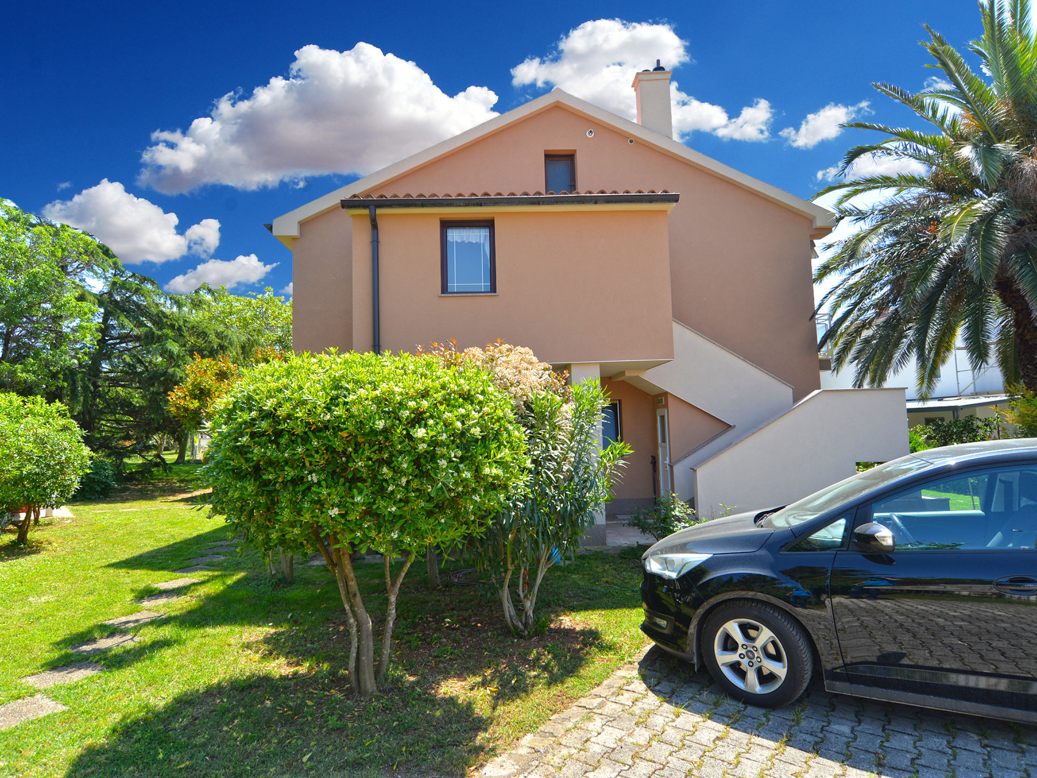 Photo of Apartment 667