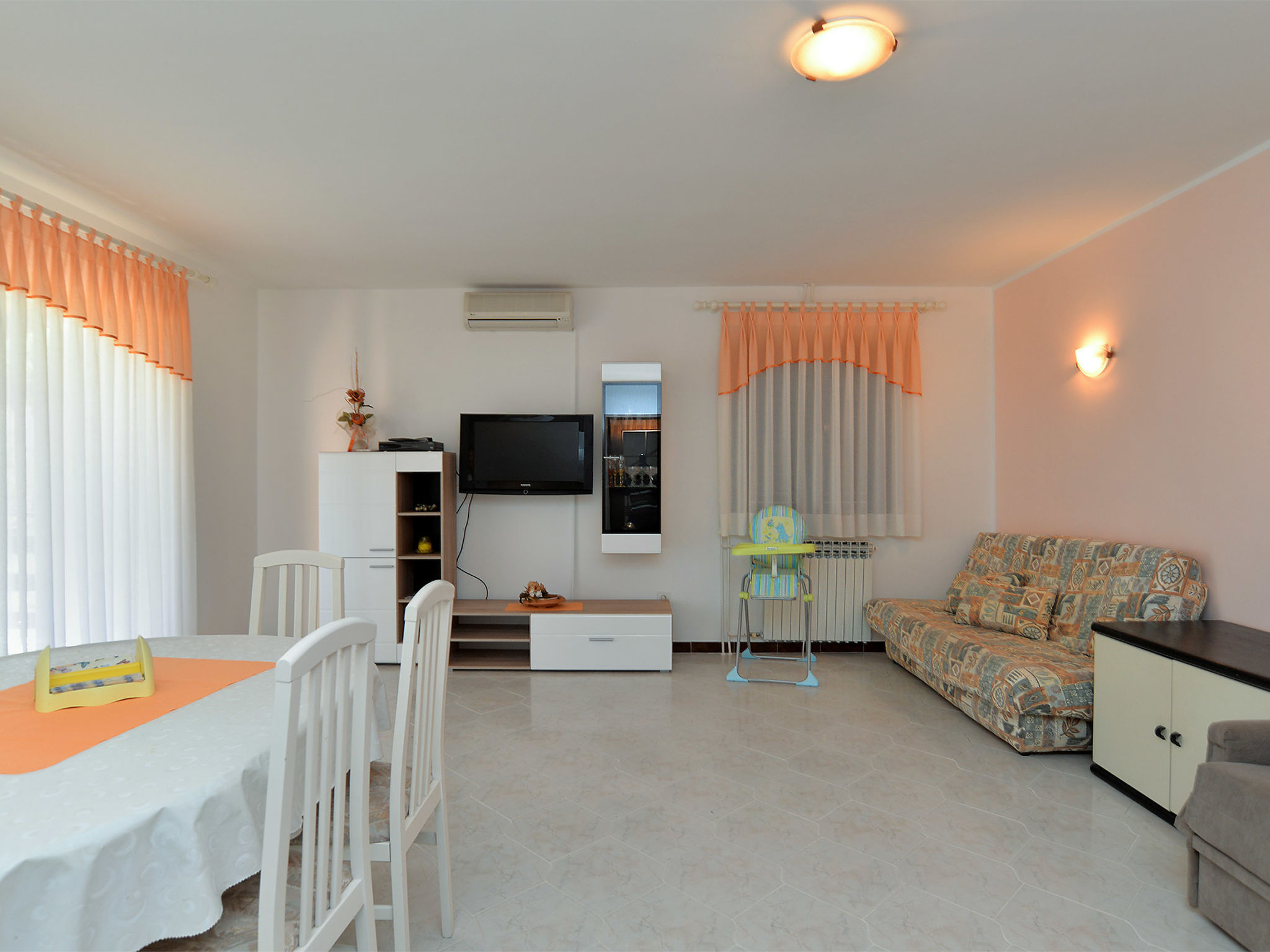 Photo of Apartment 827