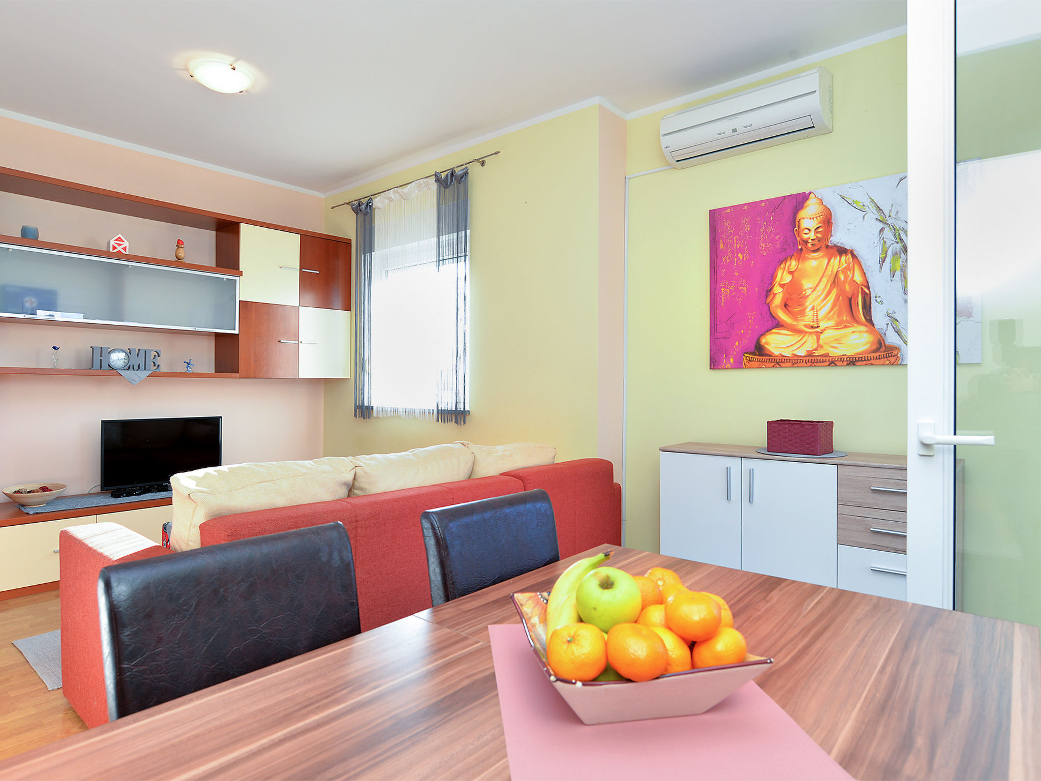 Photo of Apartment 1982