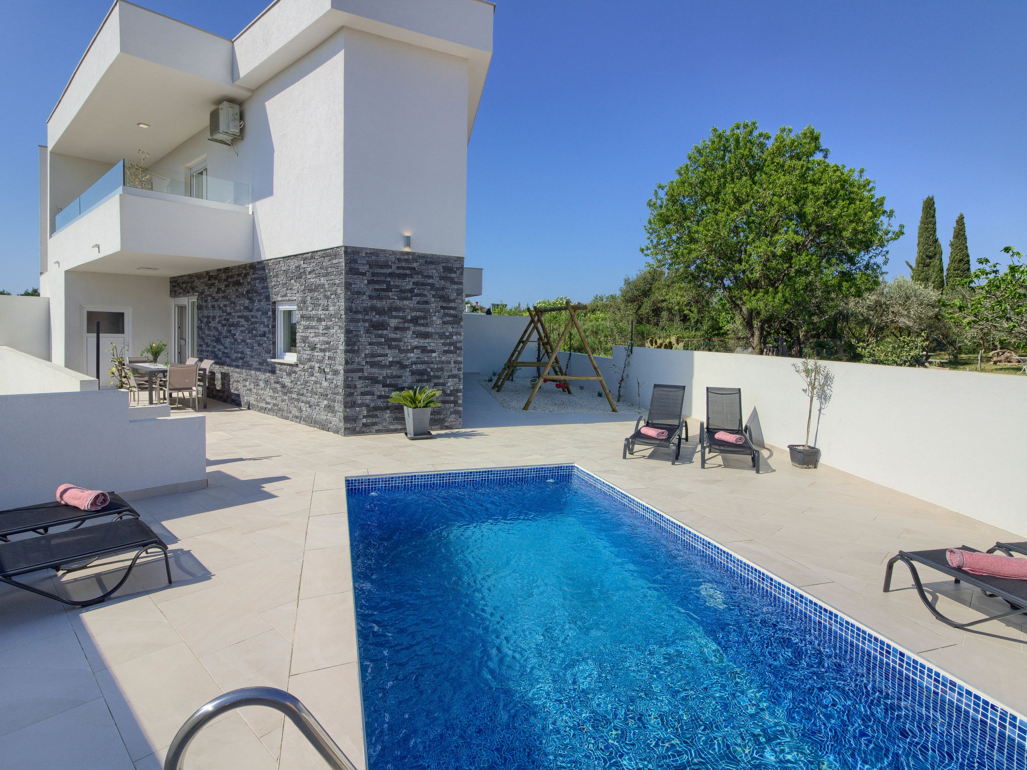 Photo of Villa White Memory