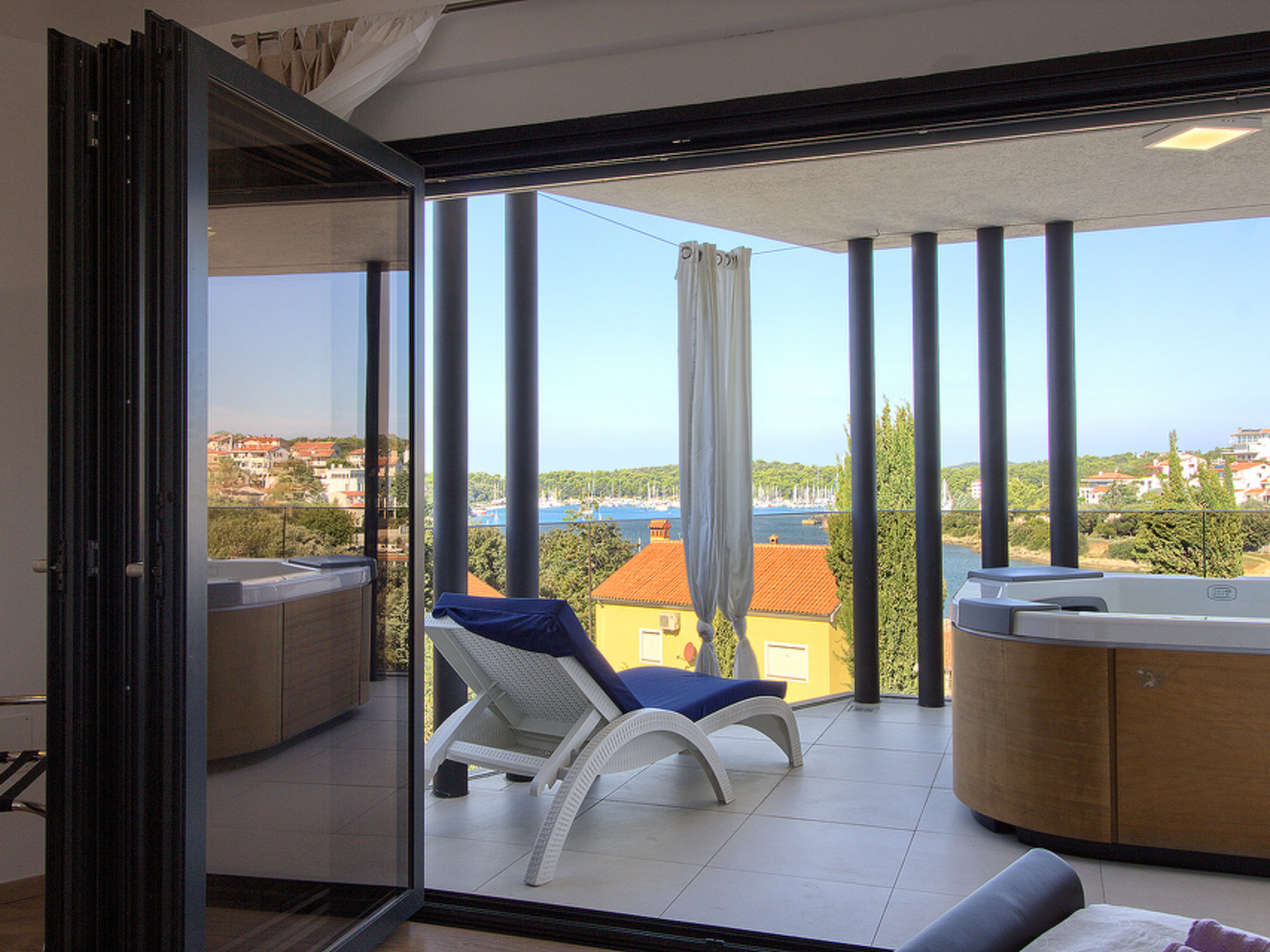 Photo of Villa Luxoria