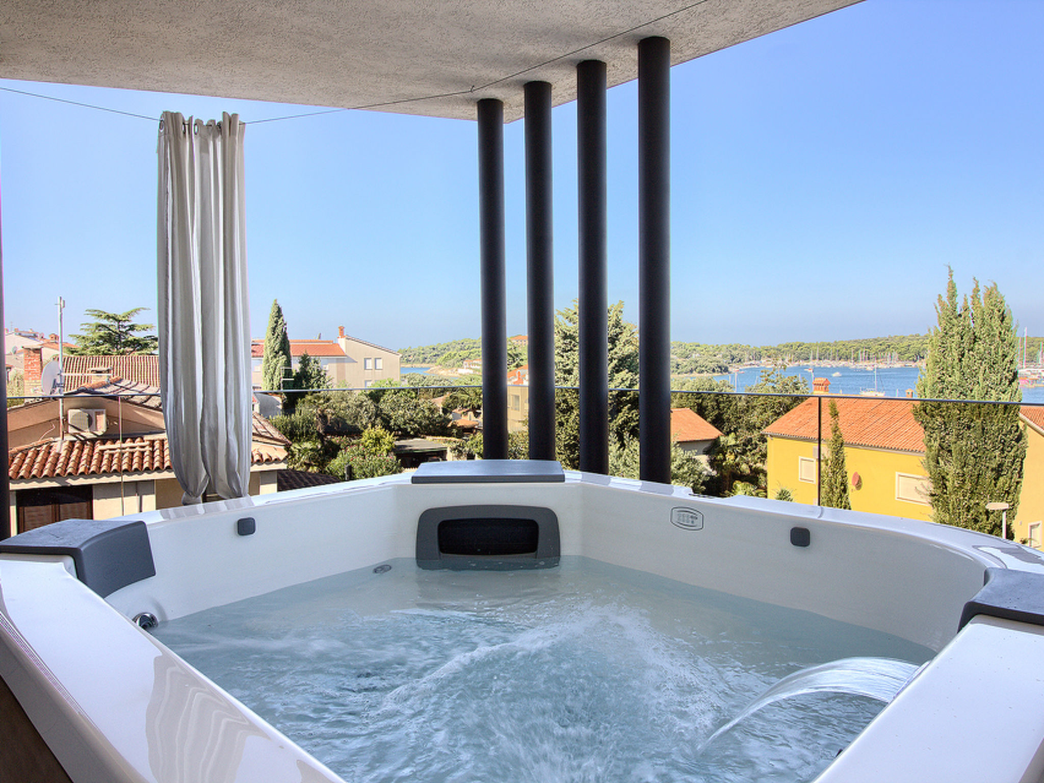 Photo of Villa Luxoria