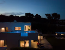 Villa Emilia: Luxe villa met privézwembad op 1,5 km van zee in Medulin - thumbnail 4