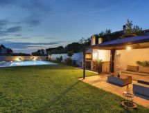 Villa Entini: Luxe vrijstaande villa met privézwembad vlakbij zee in Medulin - thumbnail 3