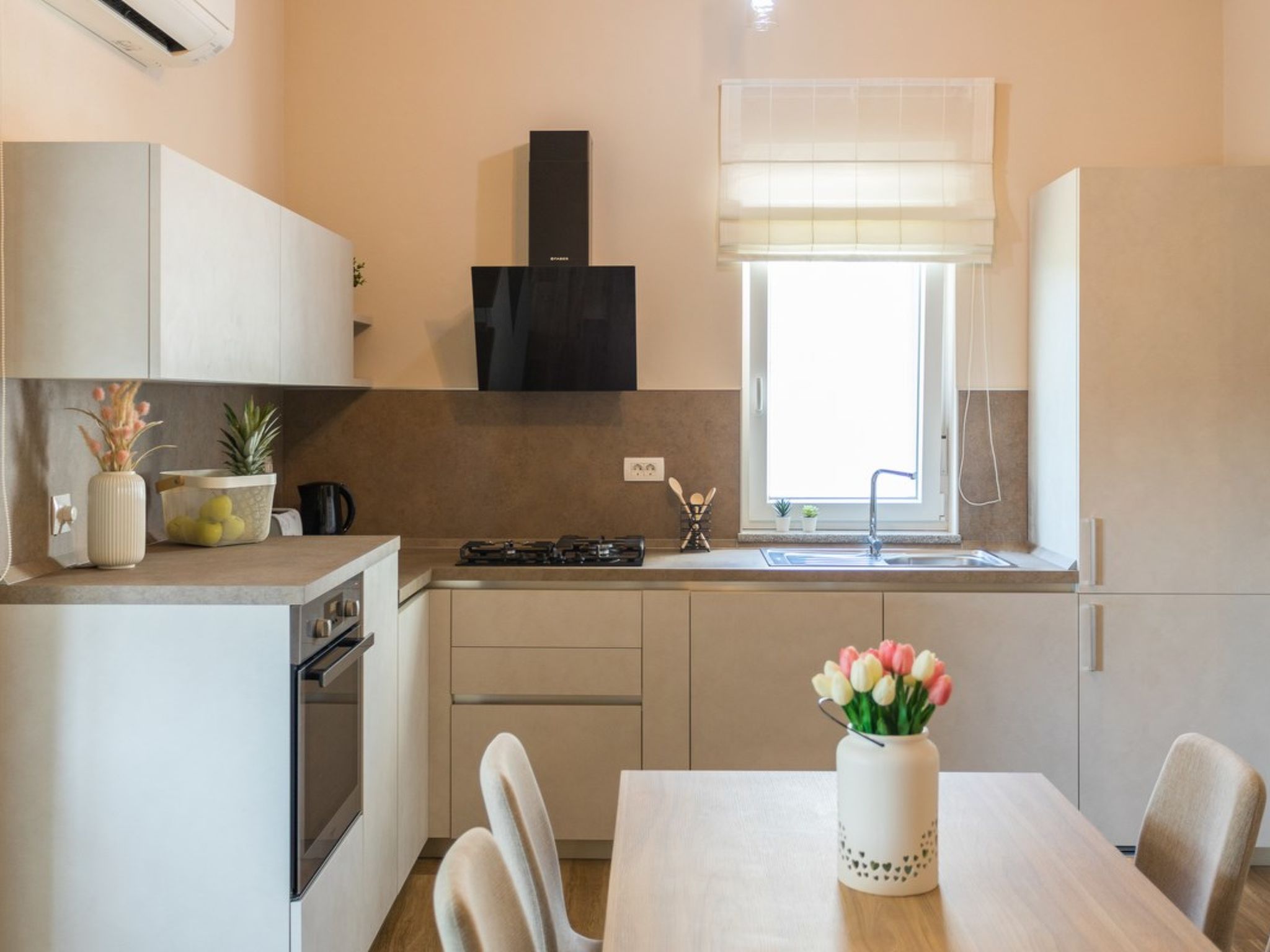 Photo of House Leana