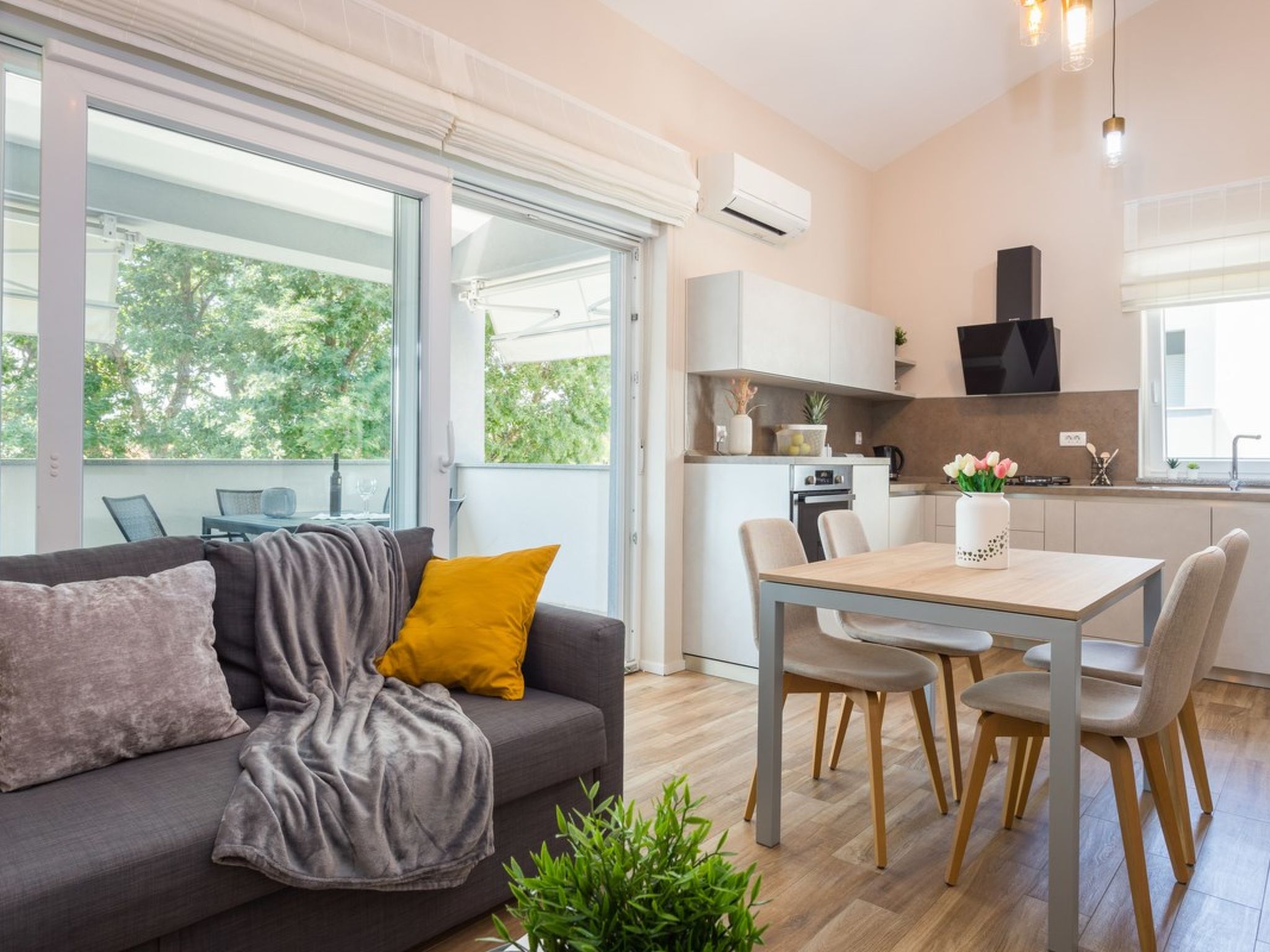 Photo of House Leana