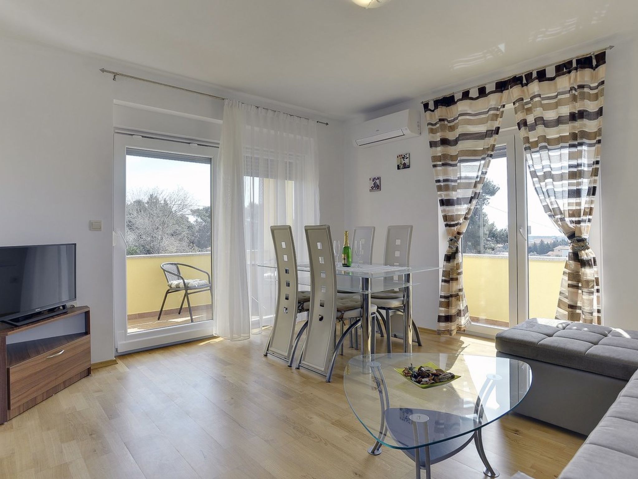 Photo of House Robert