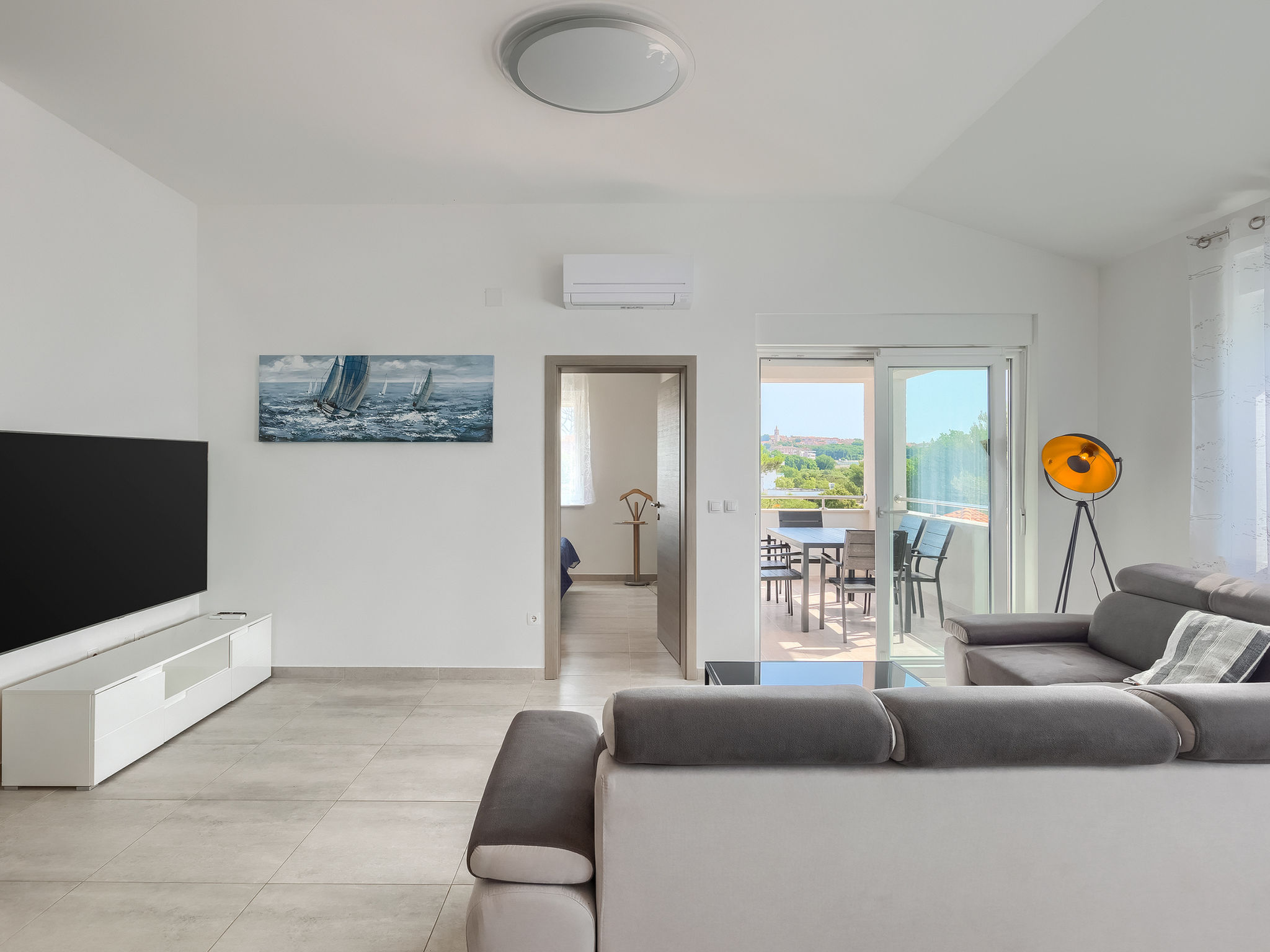 Apartment 2217 - Inside