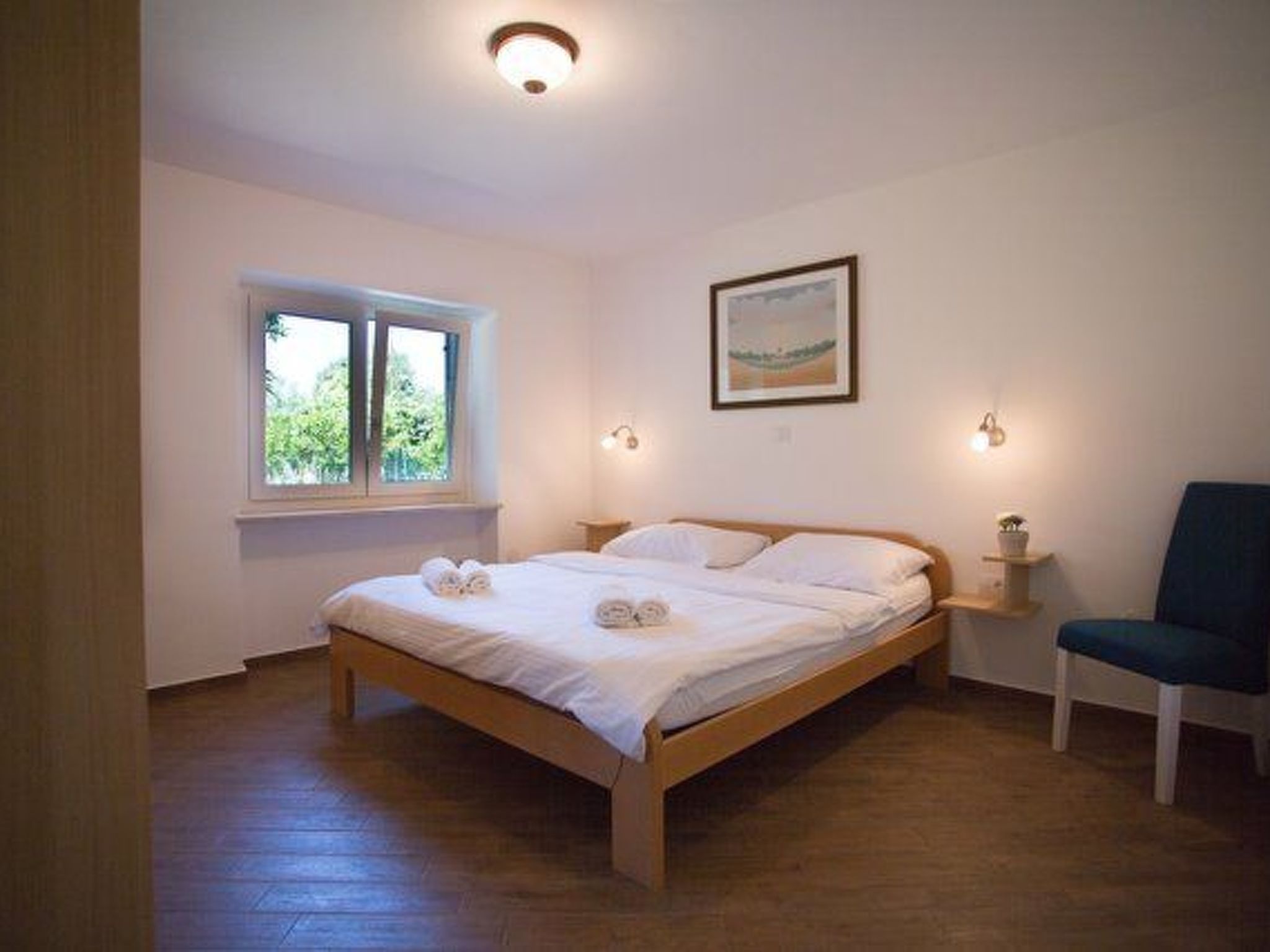 Photo of Helle und moderne, erst kürzlich renovierte (2014) Ferienwohnung mit privater T