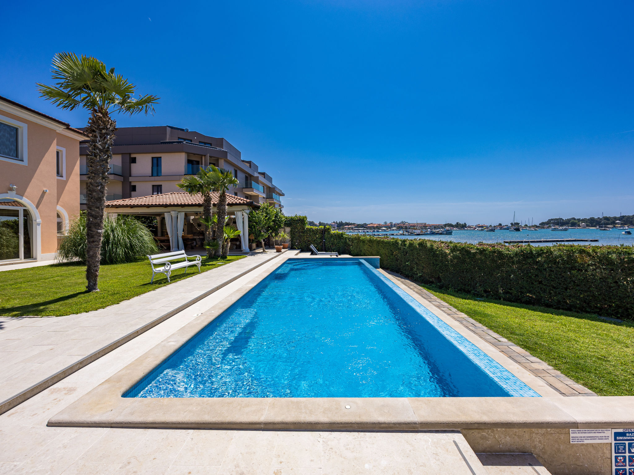 Villa Vizula-Dehors