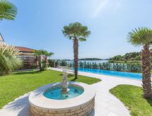 Villa Vizula: Romantisch appartement aan zee in Medulin, Istrië - thumbnail 3