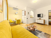 Villa Vizula: Romantisch studio-appartement op 10 meter van de Adriatische Zee - thumbnail 5
