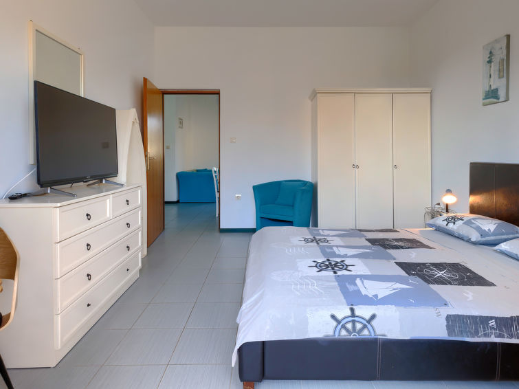 Search and Stay, undefined in undefined. Gallery position 2